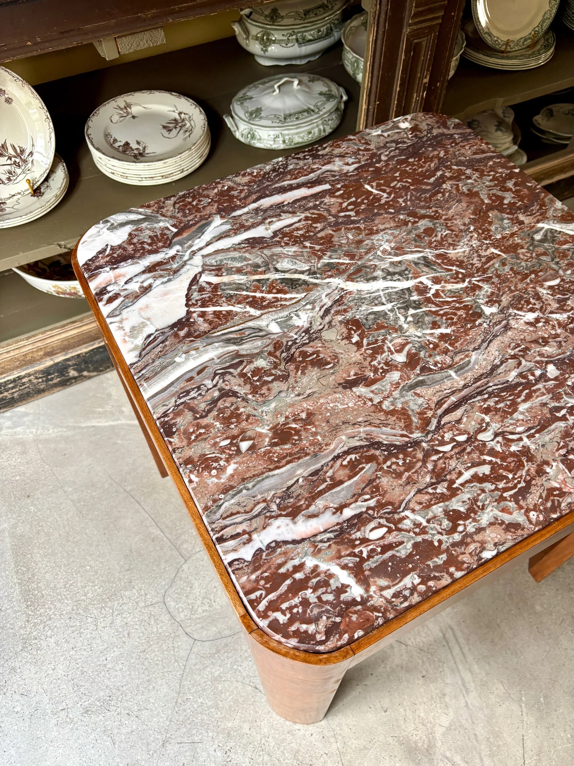 table-appoint-carre-bois-bois-fonce-marbre-rouge-art-deco-meuble-vintage-axs-design-paris-france