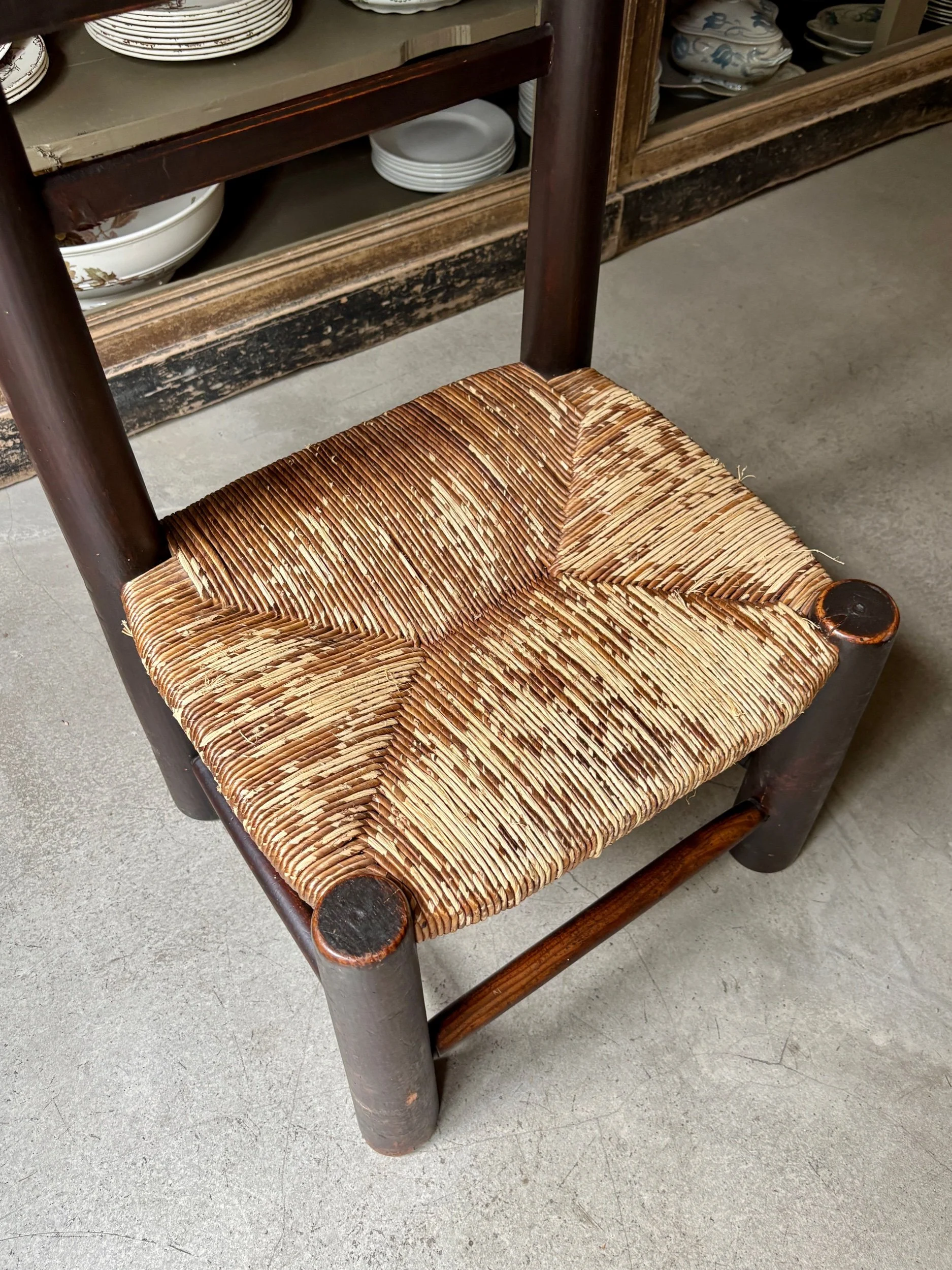 chaise-basse-george-robert-2-bois-paille-assise-vintage-axs-design-paris-france