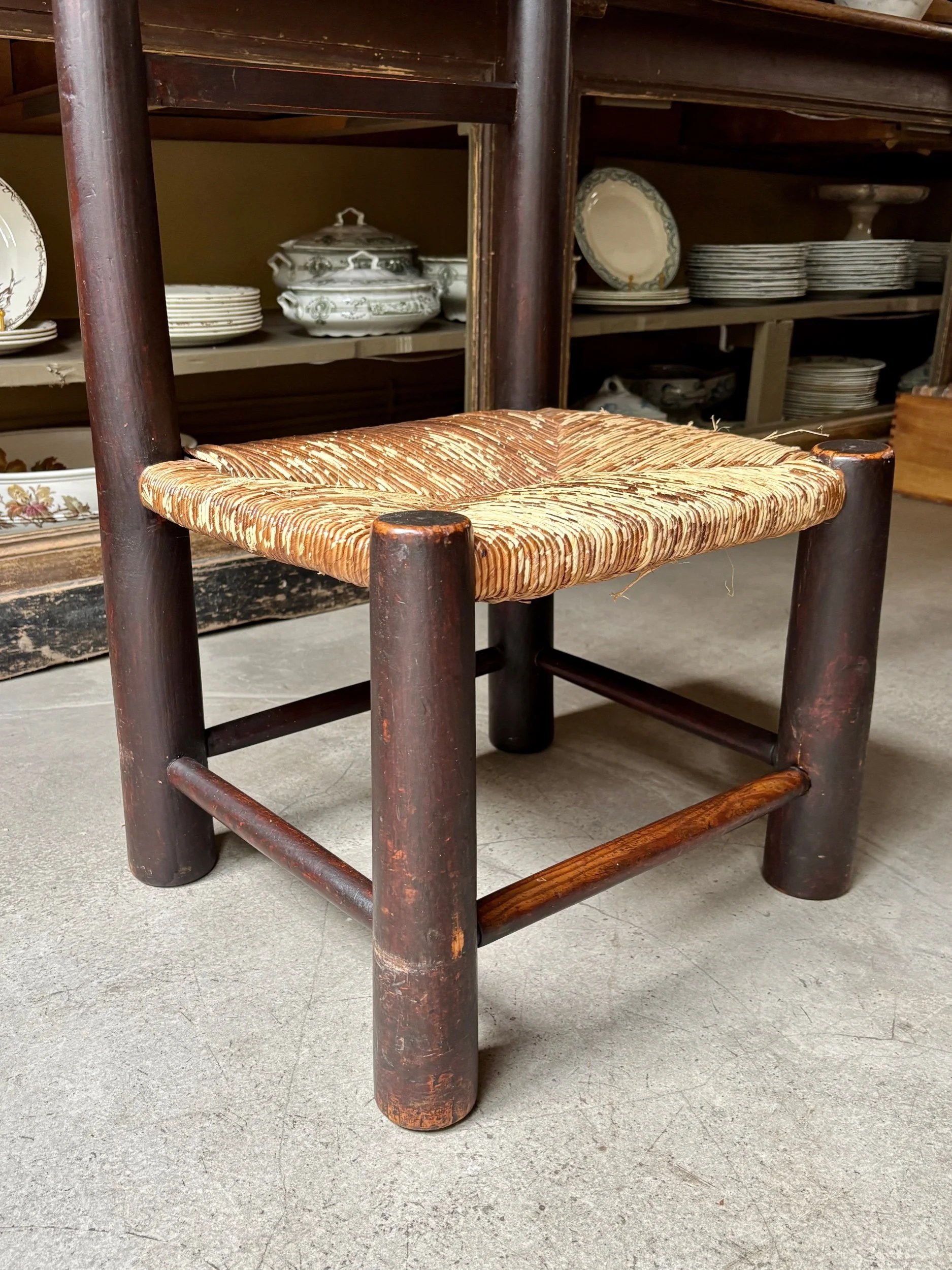 chaise-basse-george-robert-2-bois-paille-assise-vintage-axs-design-paris-france