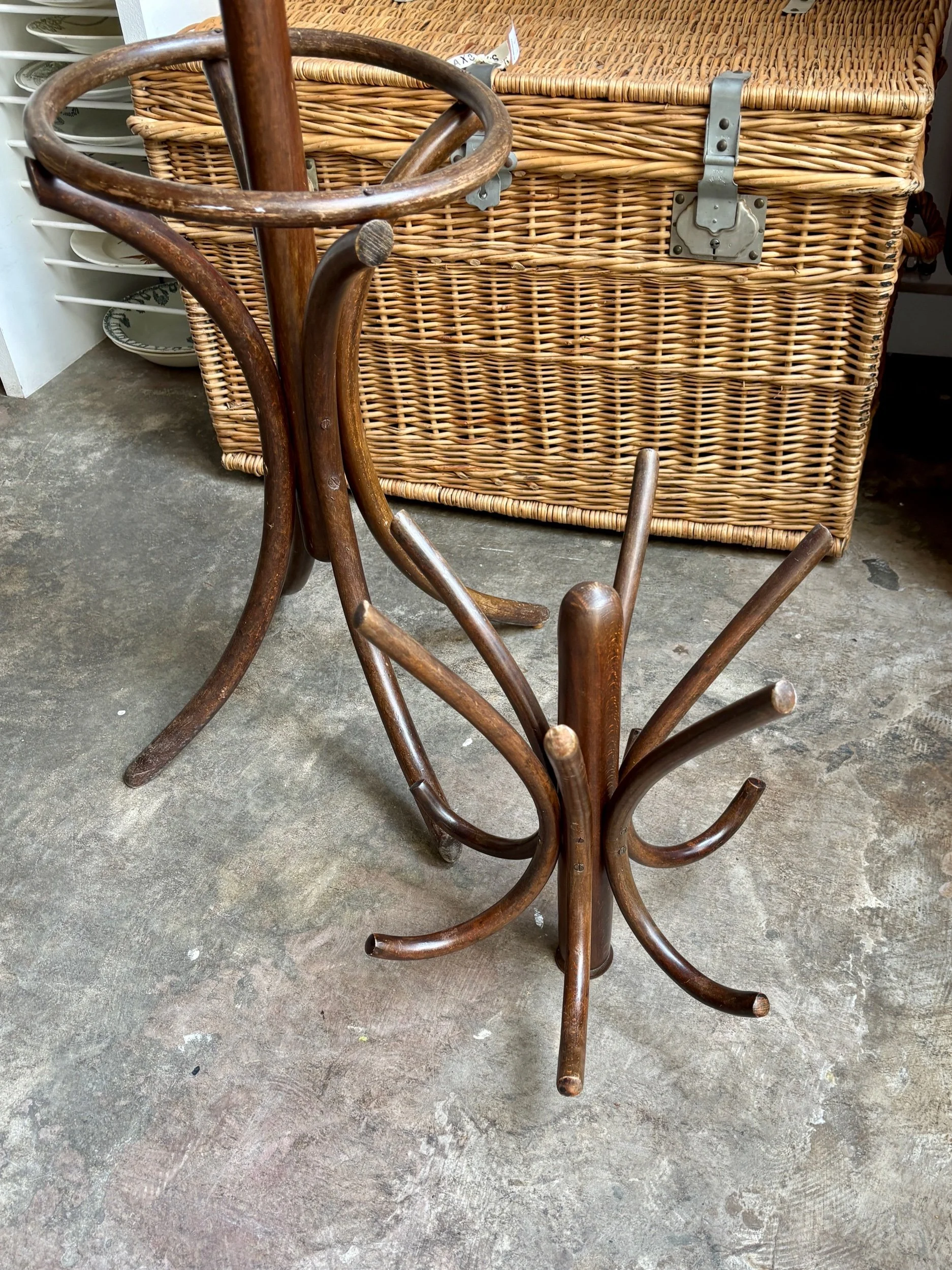 porte-manteau-bistrot-bois-meuble-vintage-axs-design-paris-france