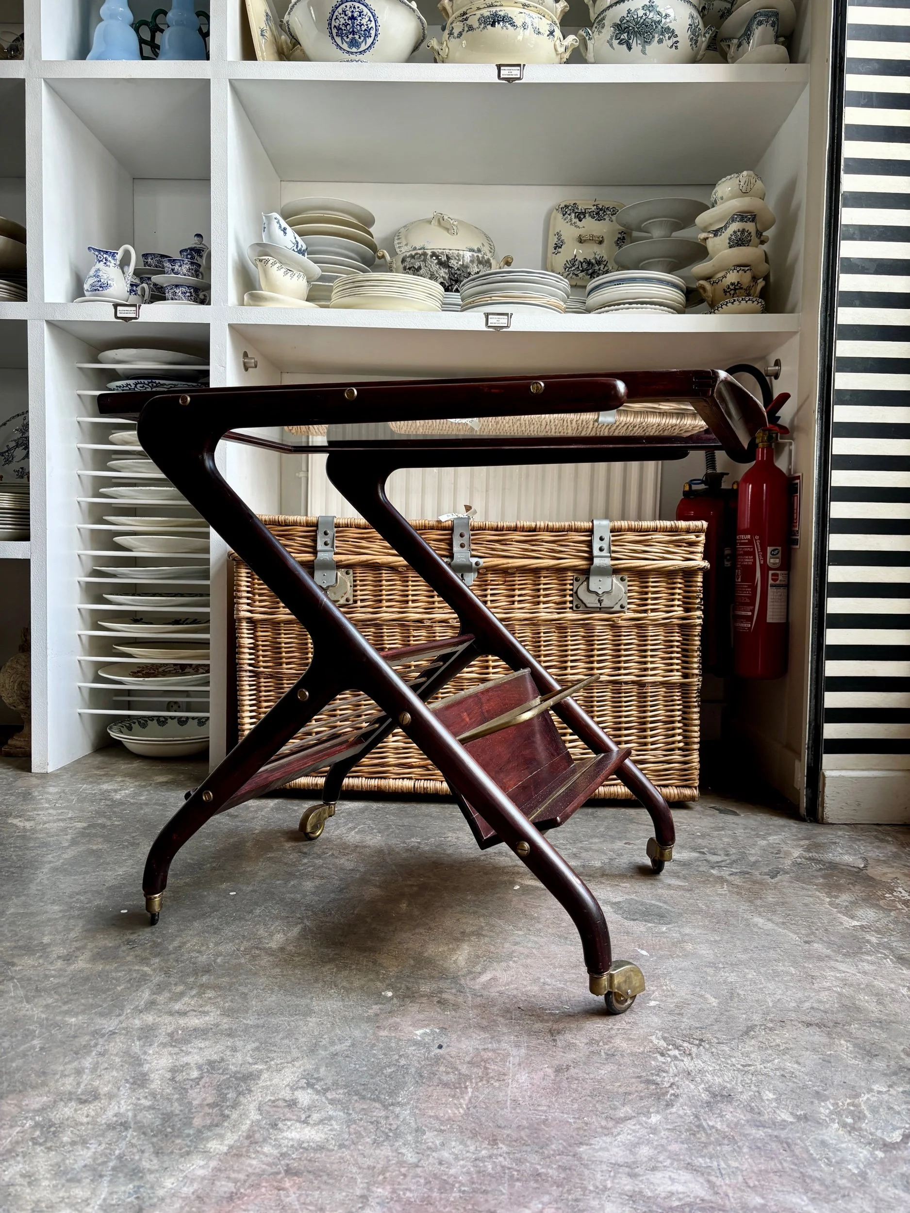 desserte-cesare-lacca-italie-bois-verre-meuble-vintage-axs-design-paris-france