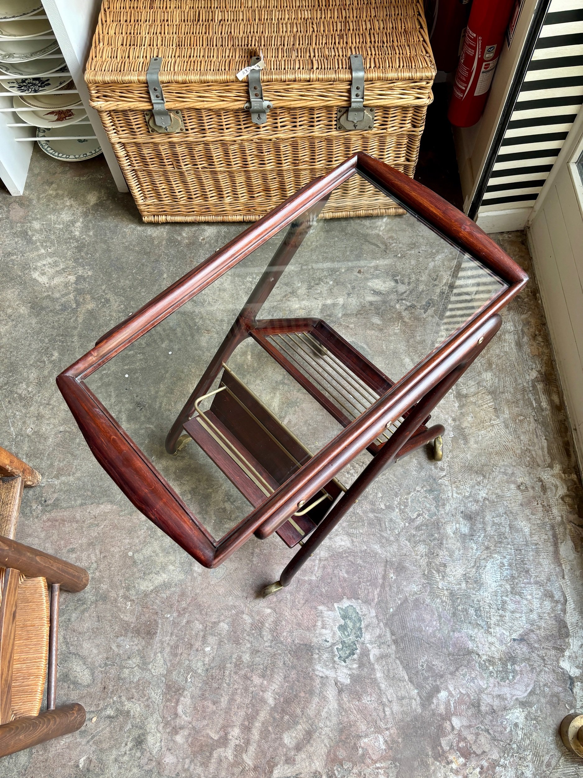 desserte-cesare-lacca-italie-bois-verre-meuble-vintage-axs-design-paris-france