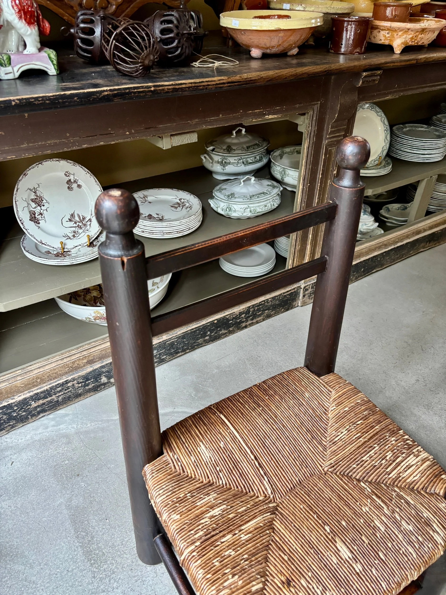 chaise-basse-george-robert-bois-paille-assise-vintage-axs-design-paris-france