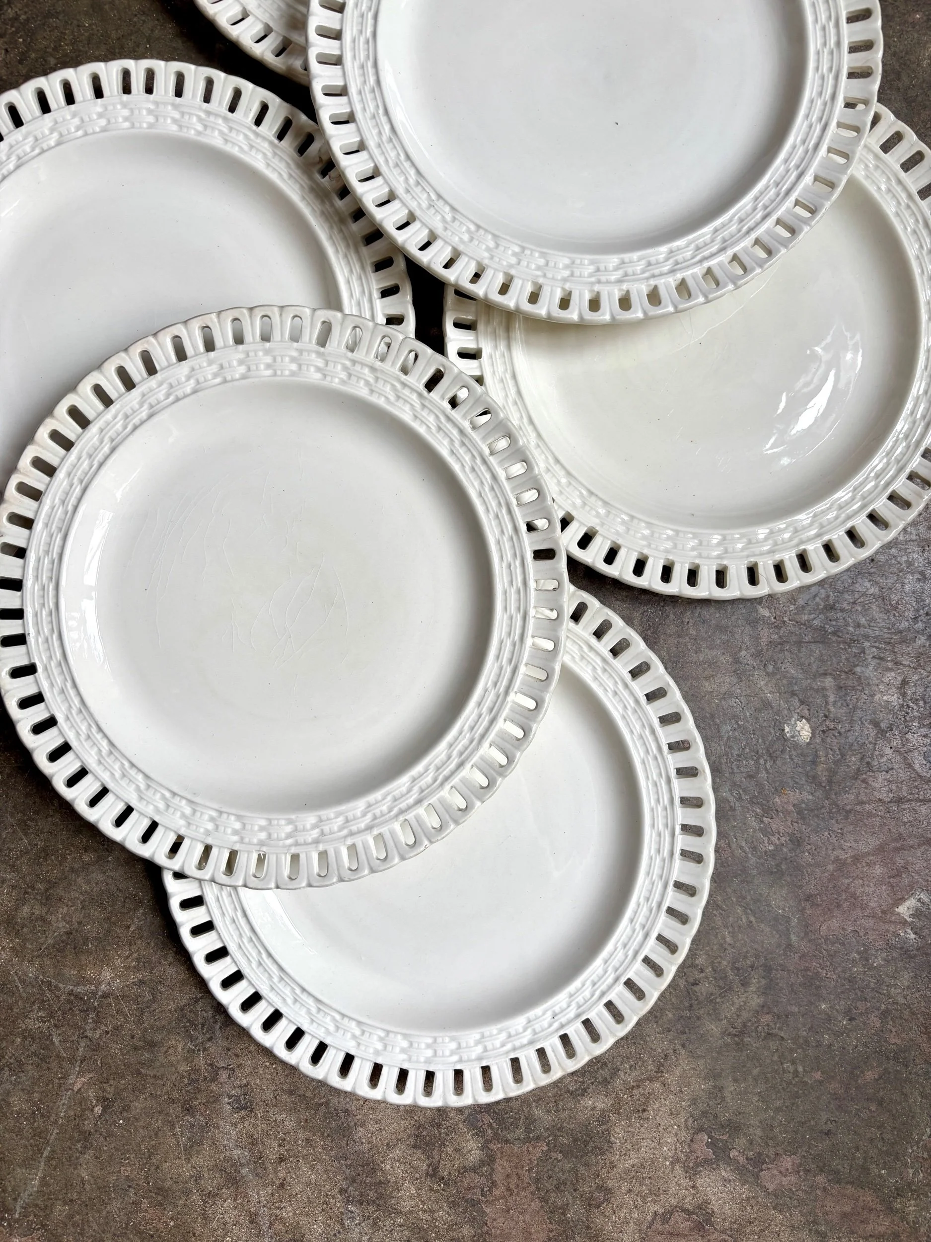 assiettes-plates-luneville-blanc-terre-fer-axs-design-paris-france