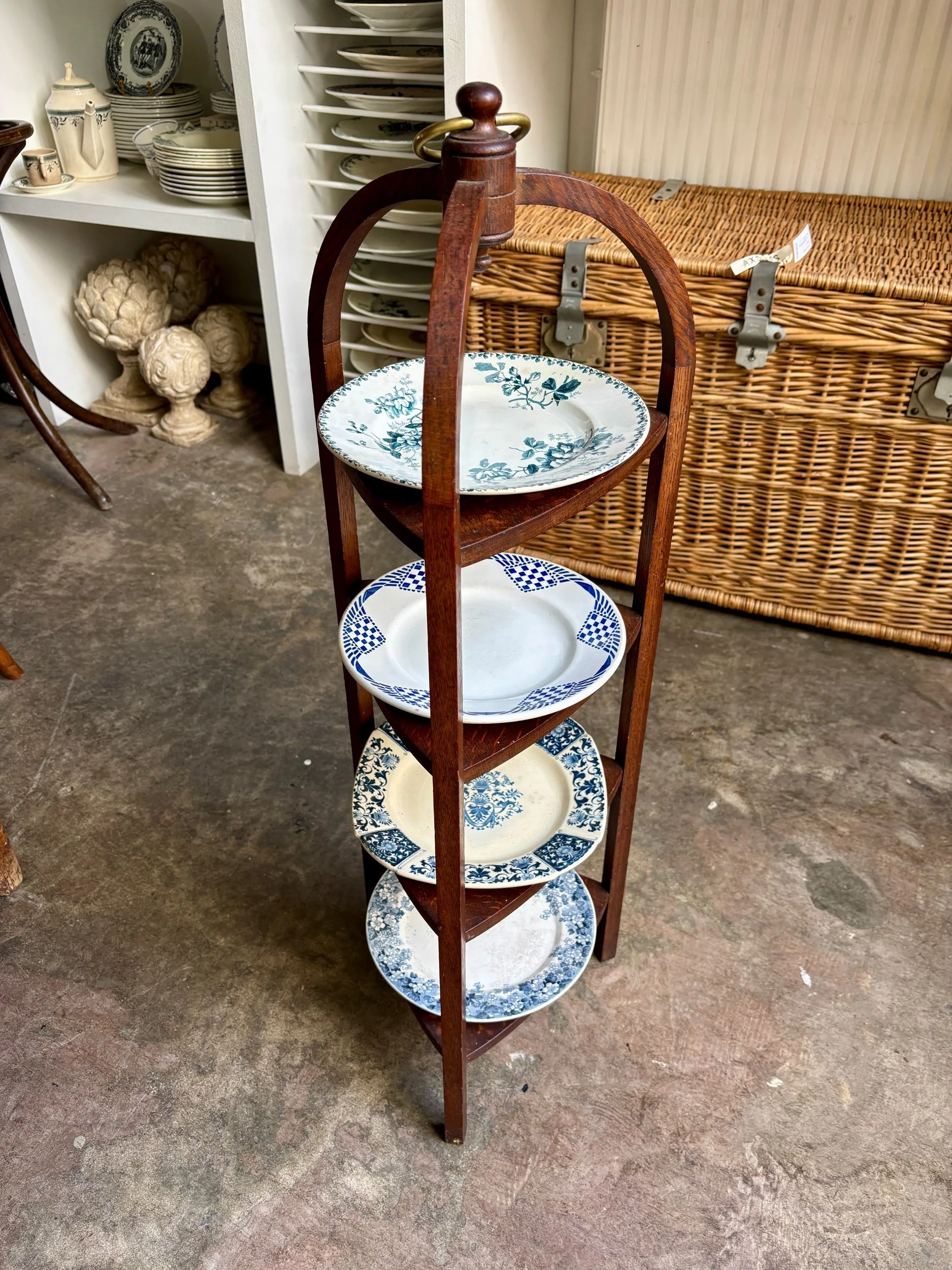 presentoir-assiettes-bois-meuble-vintage-axs-design-paris-france