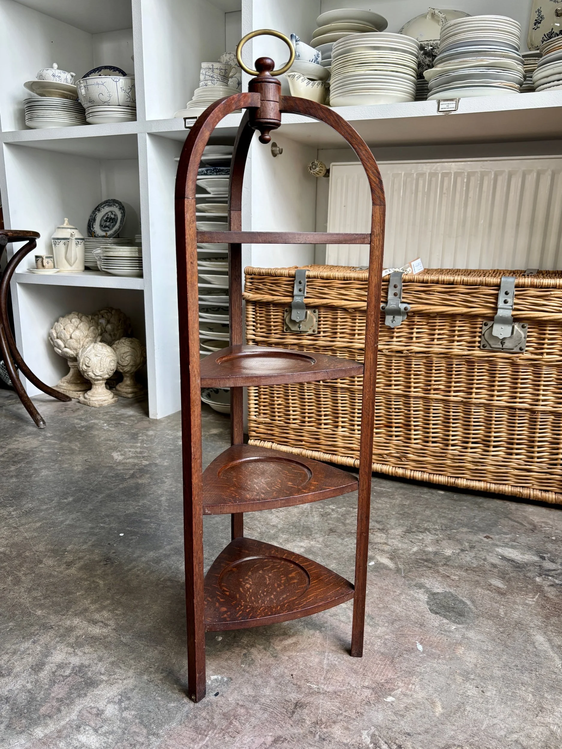 presentoir-assiettes-bois-meuble-vintage-axs-design-paris-france