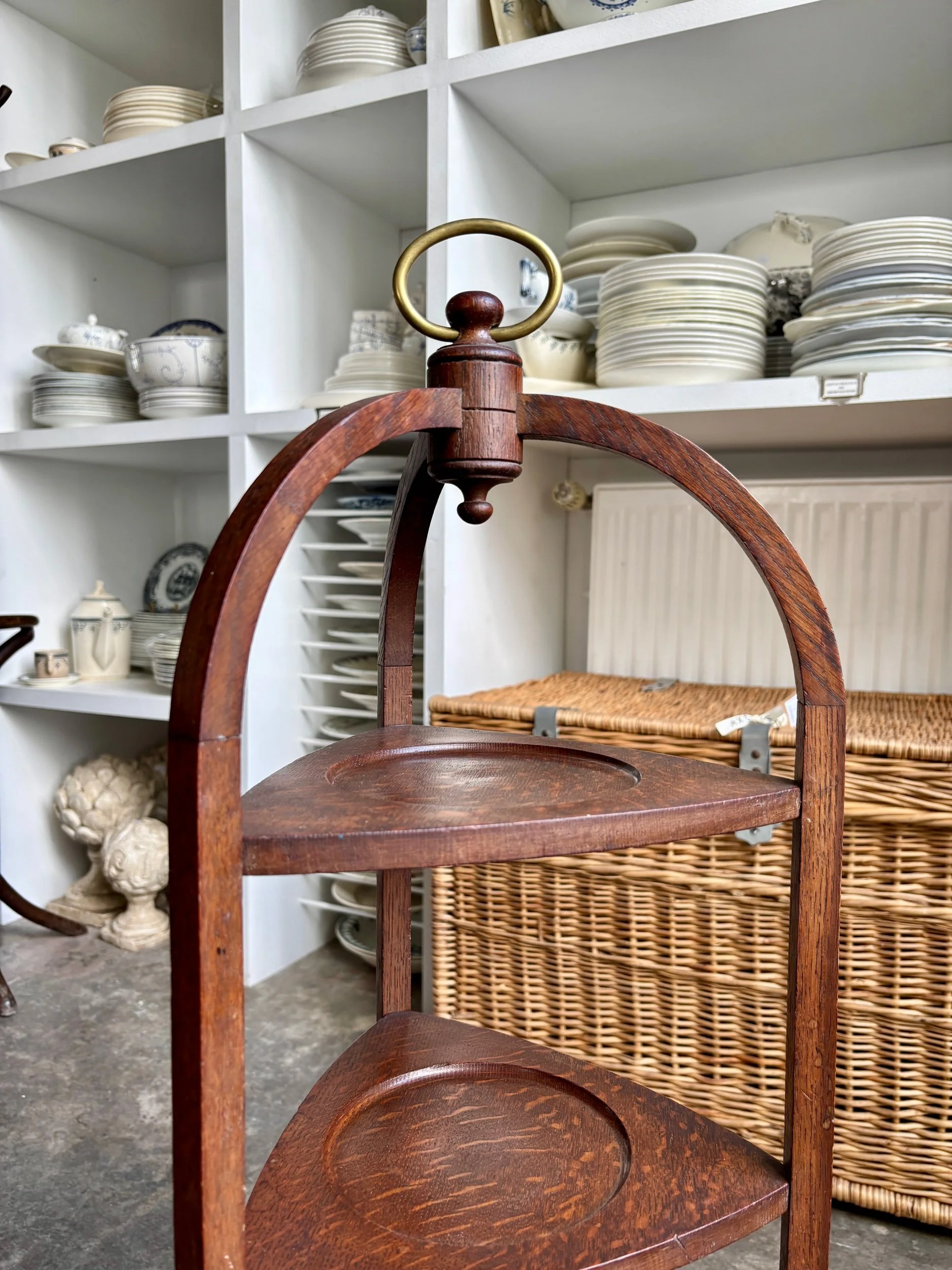 presentoir-assiettes-bois-meuble-vintage-axs-design-paris-france