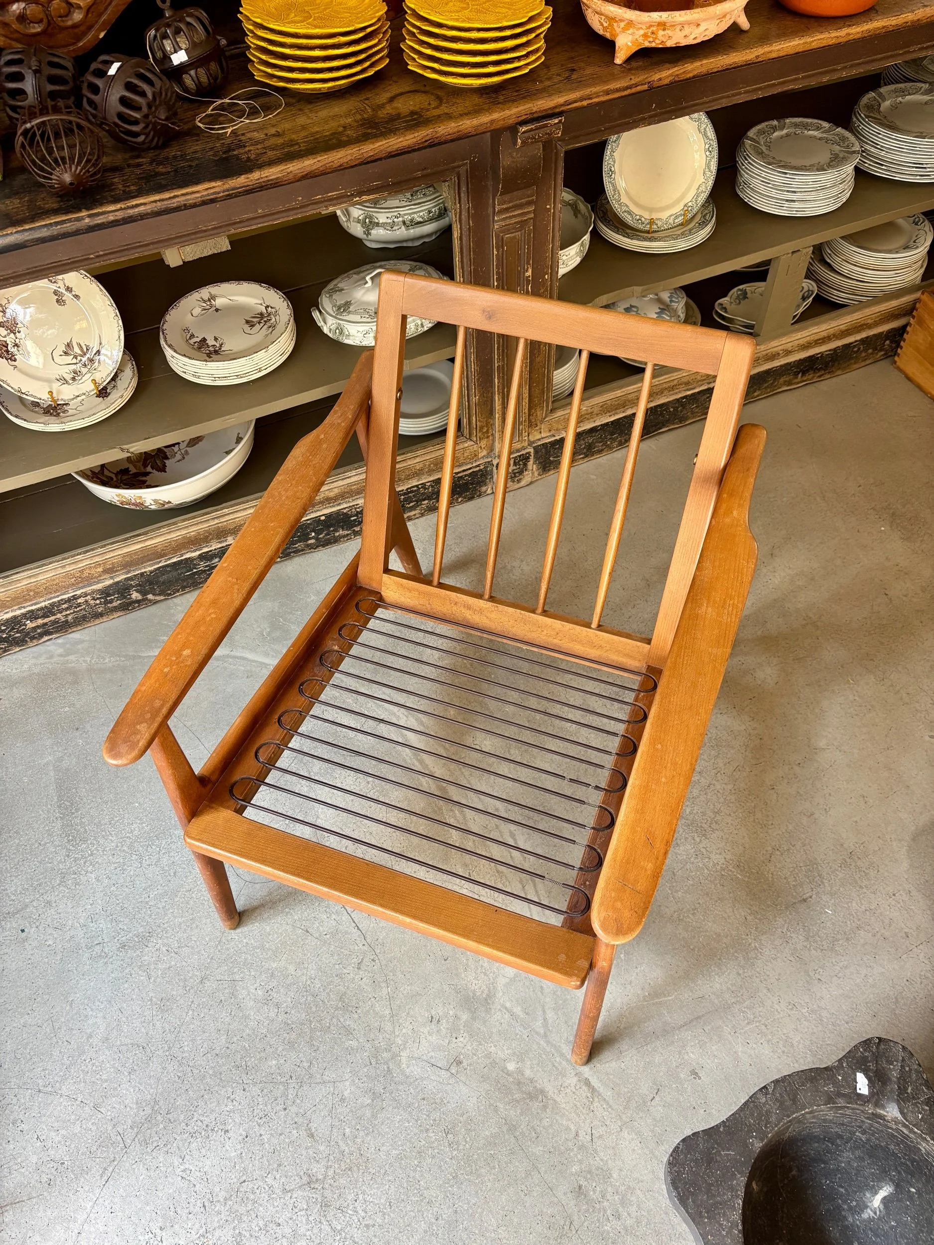 fauteuil-scandinave-bois-clair-tissu-vert-1960-assise-vintage-axs-design-paris-france