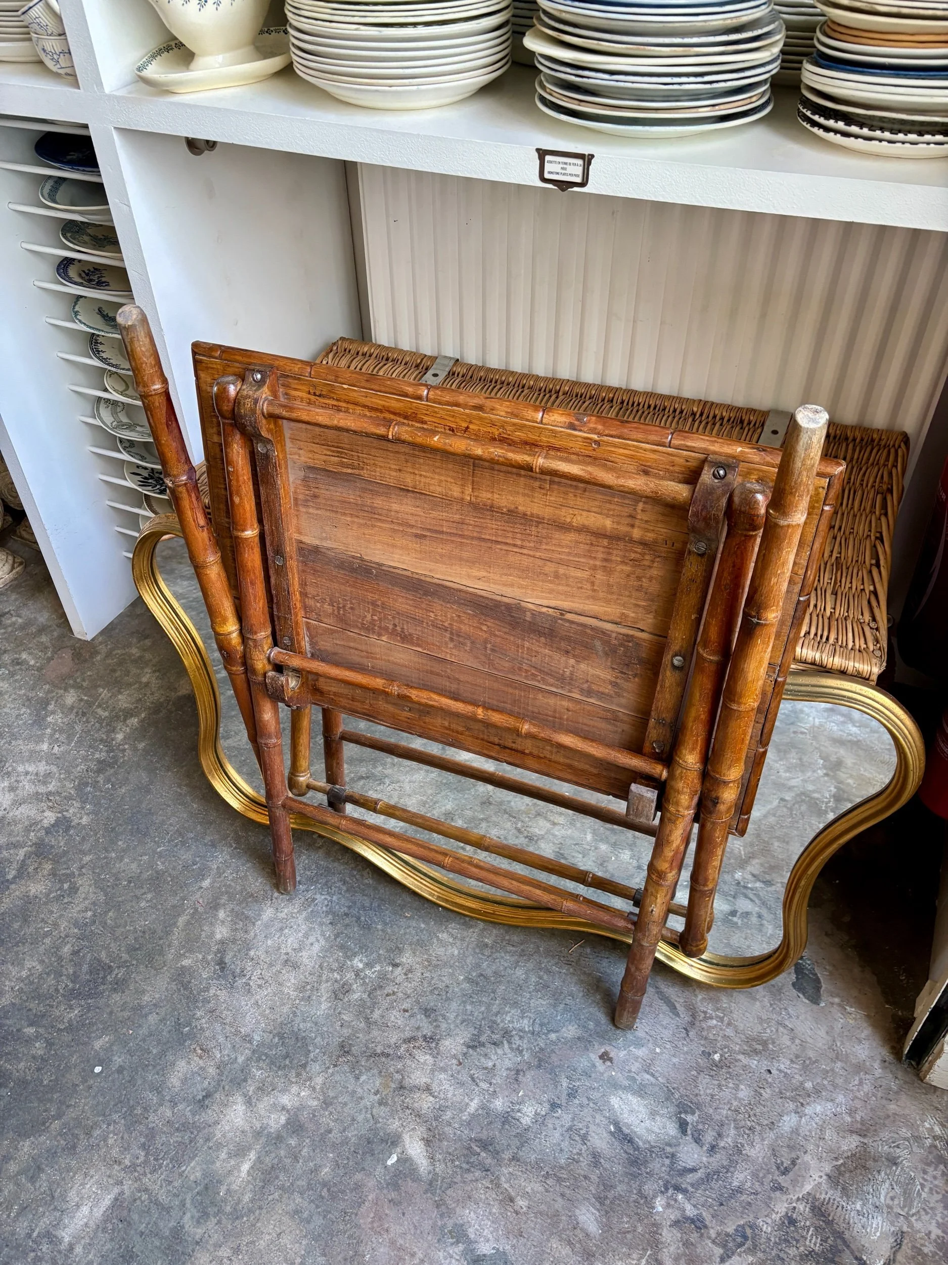 table-pliante-bois-bambou-mobilier-vintage-axs-design-paris-france