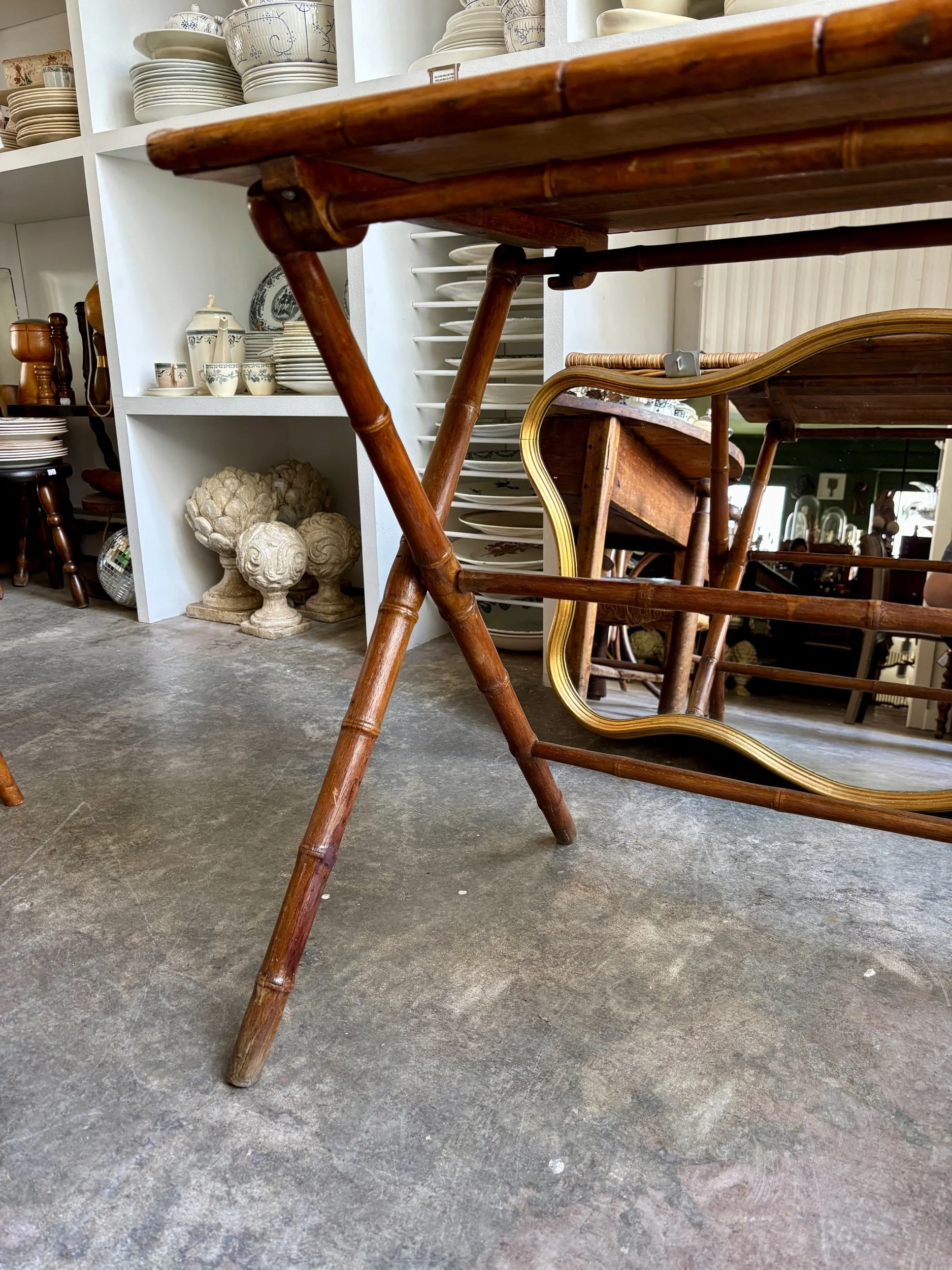 table-pliante-bois-bambou-mobilier-vintage-axs-design-paris-france