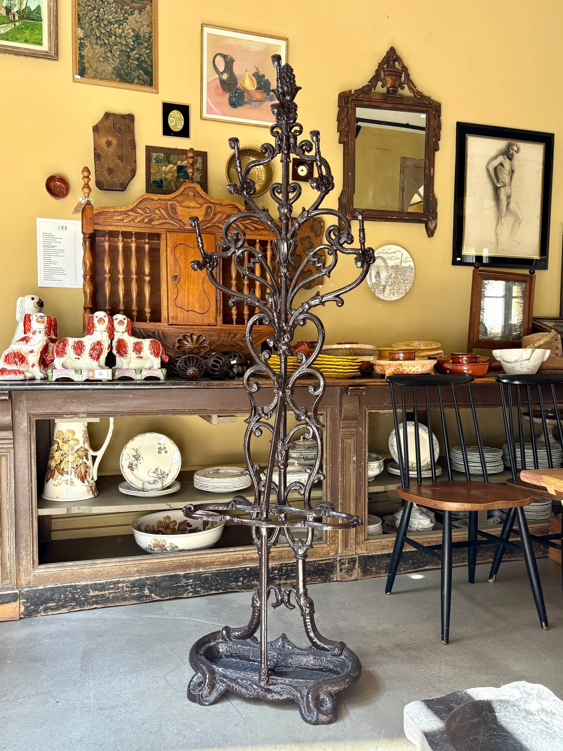 porte-manteau-6-pateres-fonte-fer-marron-mobilier-vintage-axs-design-paris-france