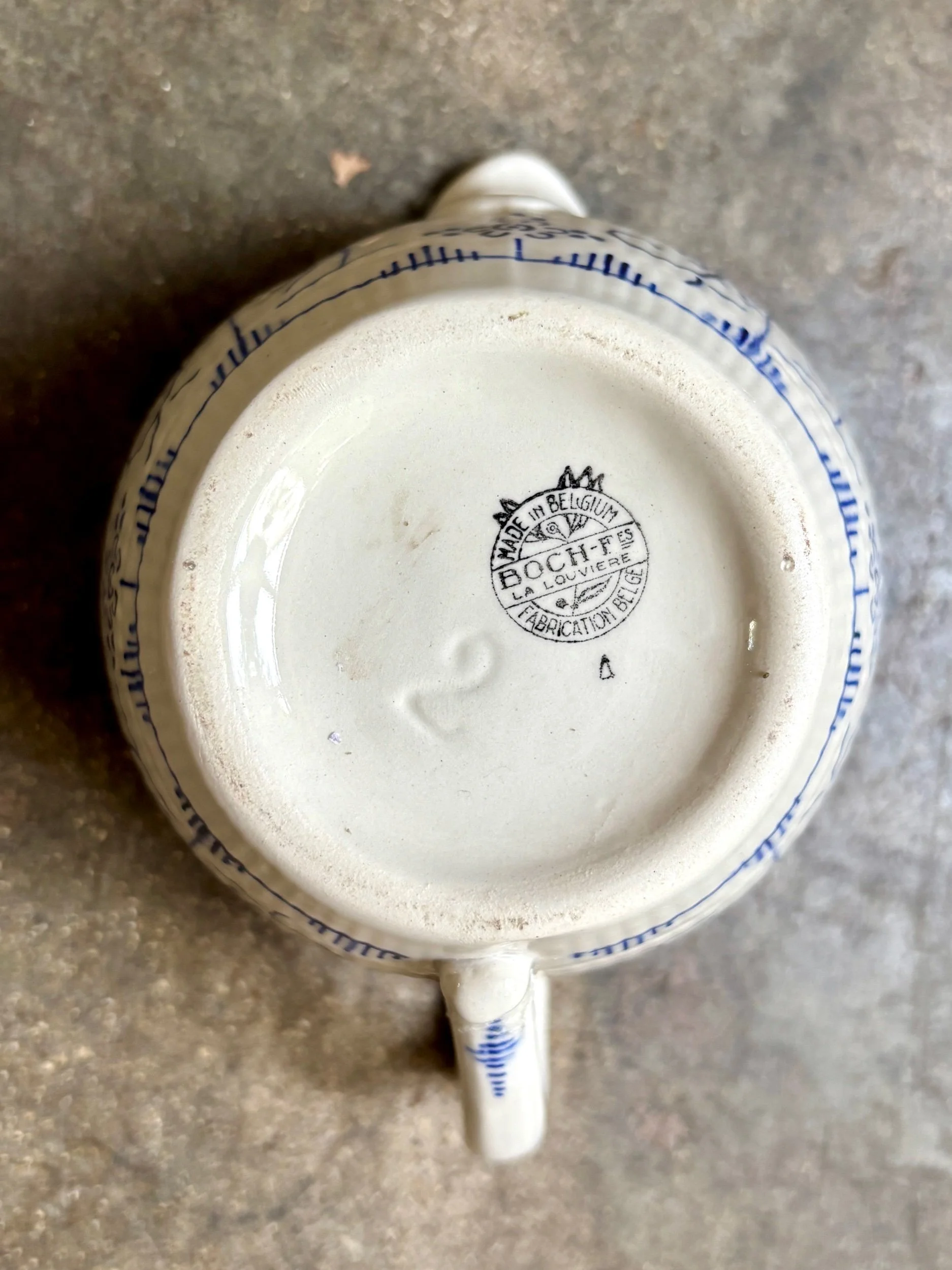 pichet-boch-la-louviere-copenhague-faience-bleu-vaisselle-vintage-axs-design-paris-france