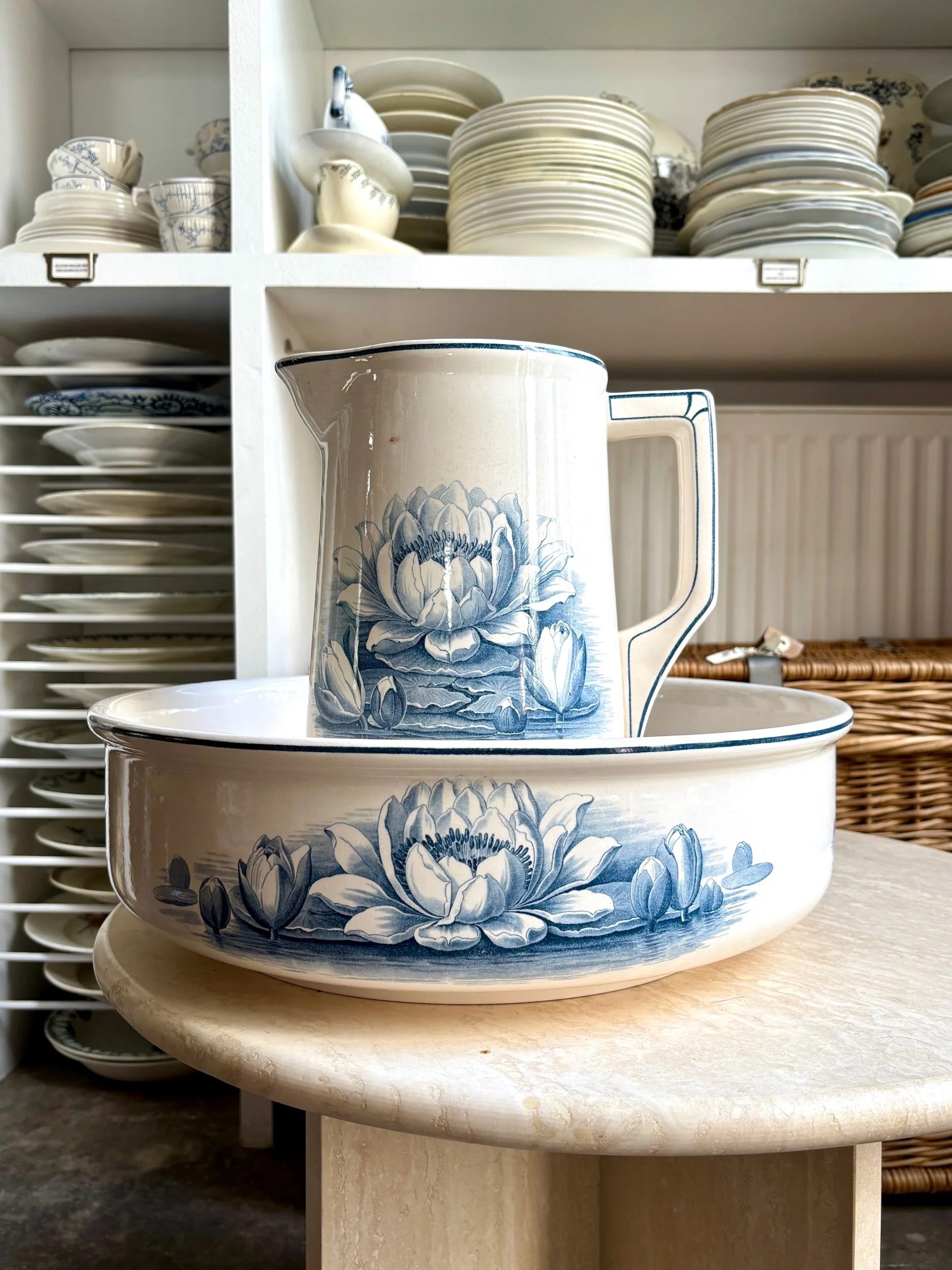 broc-pichet-bassine-villeroy-boch-nenuphar-terre-fer-bleu-vintage-axs-design-paris-france