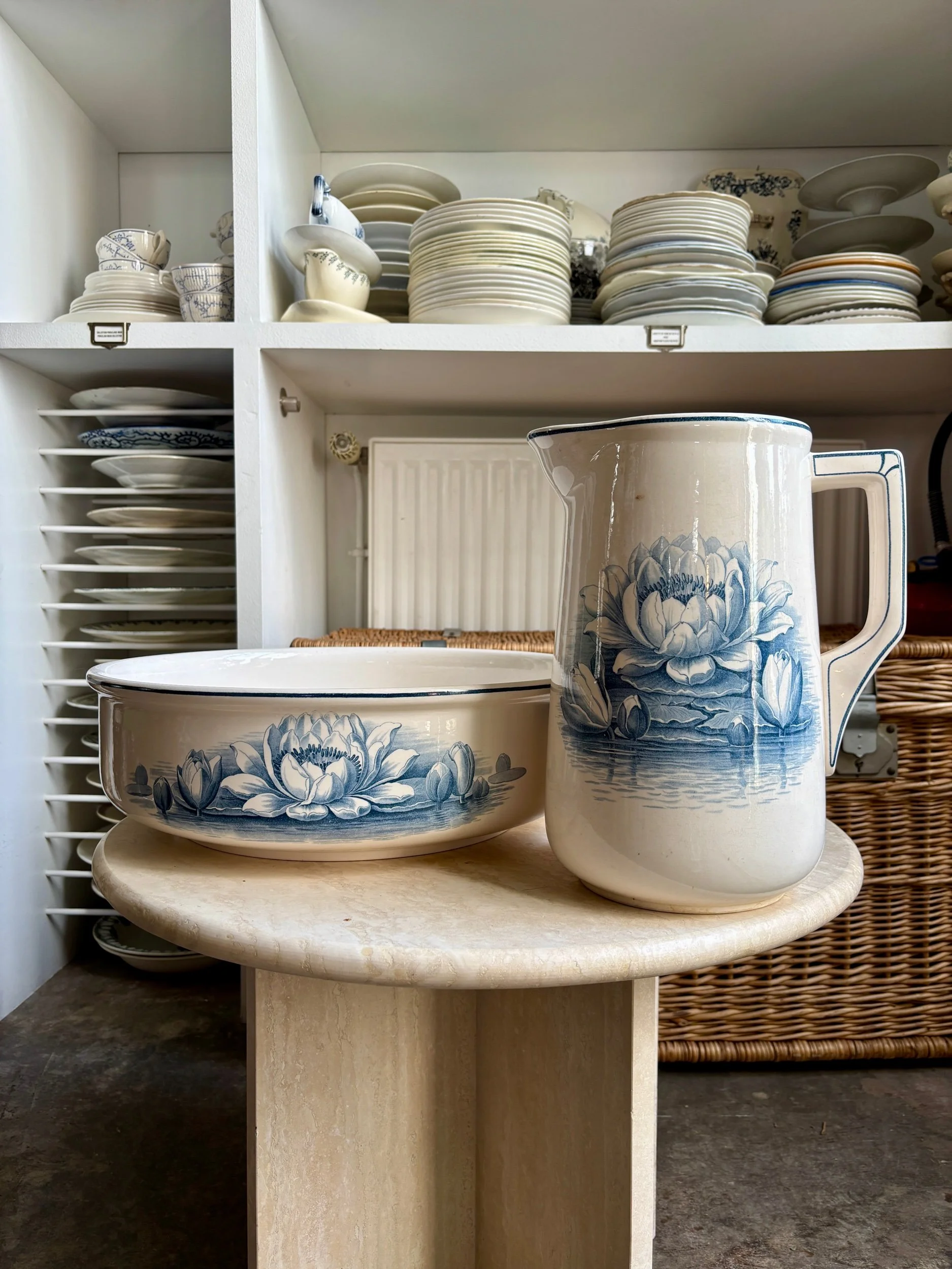 broc-pichet-bassine-villeroy-boch-nenuphar-terre-fer-bleu-vintage-axs-design-paris-france