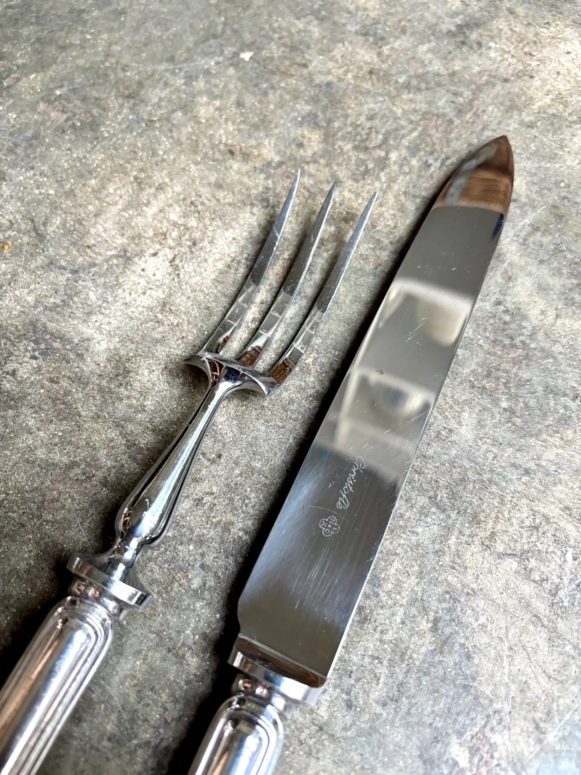 couverts-service-viande-christofle-spatours-metal-argent-couvert-service-vintage-axs-design-paris-france