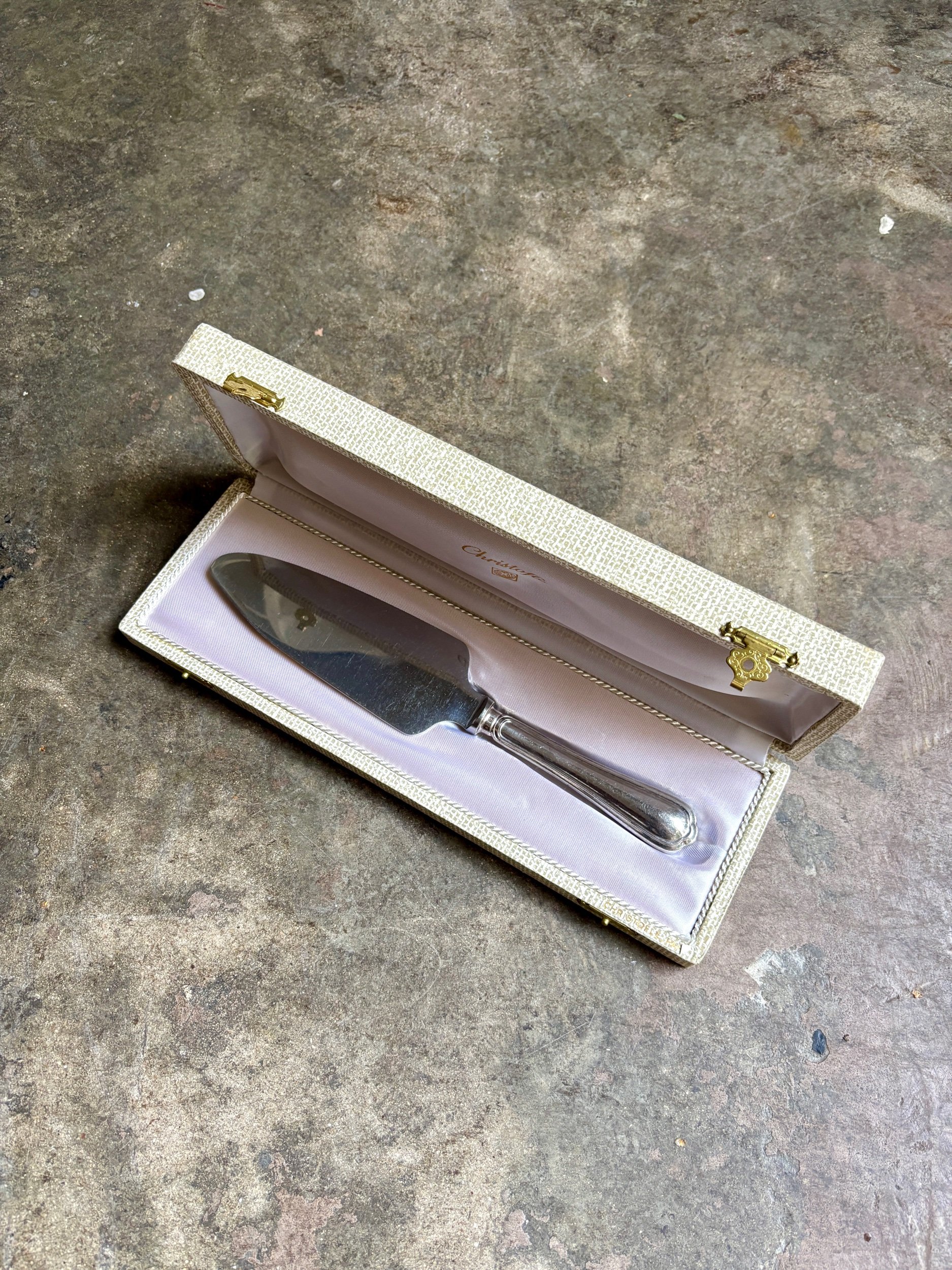 pelle-tarte-christofle-spatours-metal-argent-couvert-service-vintage-axs-design-paris-france