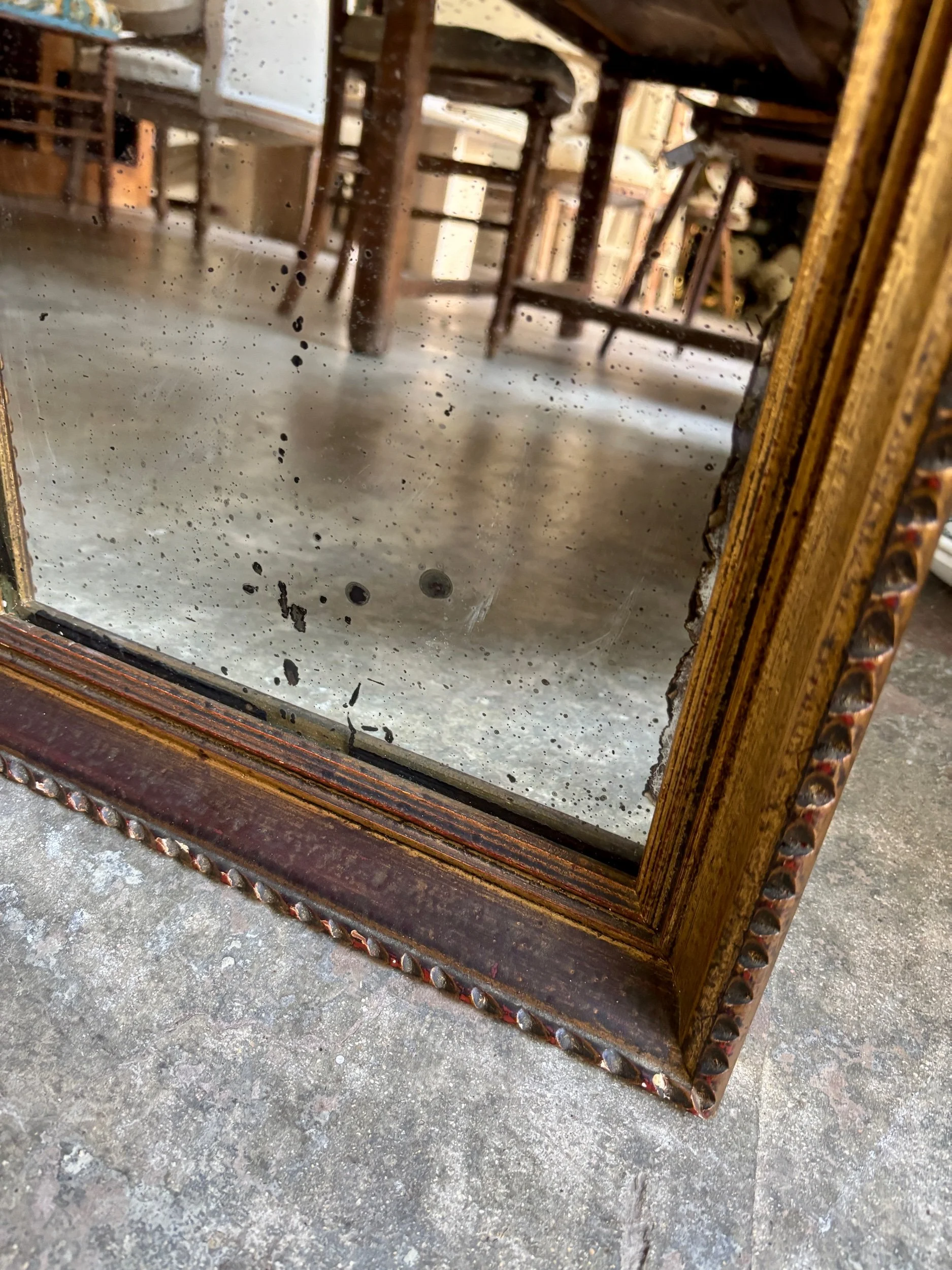 miroir-classique-moulure-dore-rectangulaire-decoration-vintage-axs-design-paris-france