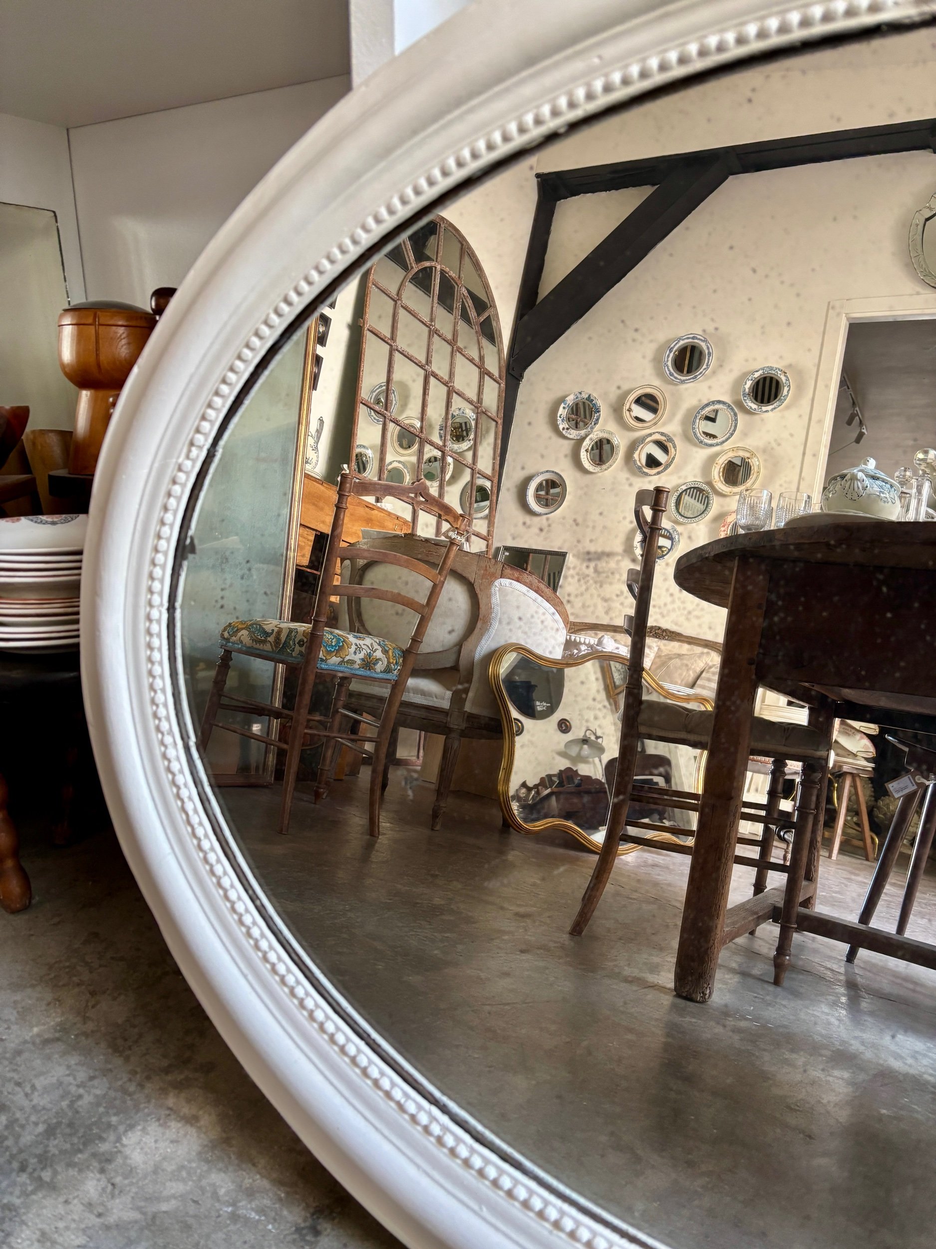 miroir-ovale-ecru-perle-decoration-vintage-axs-design-paris-france