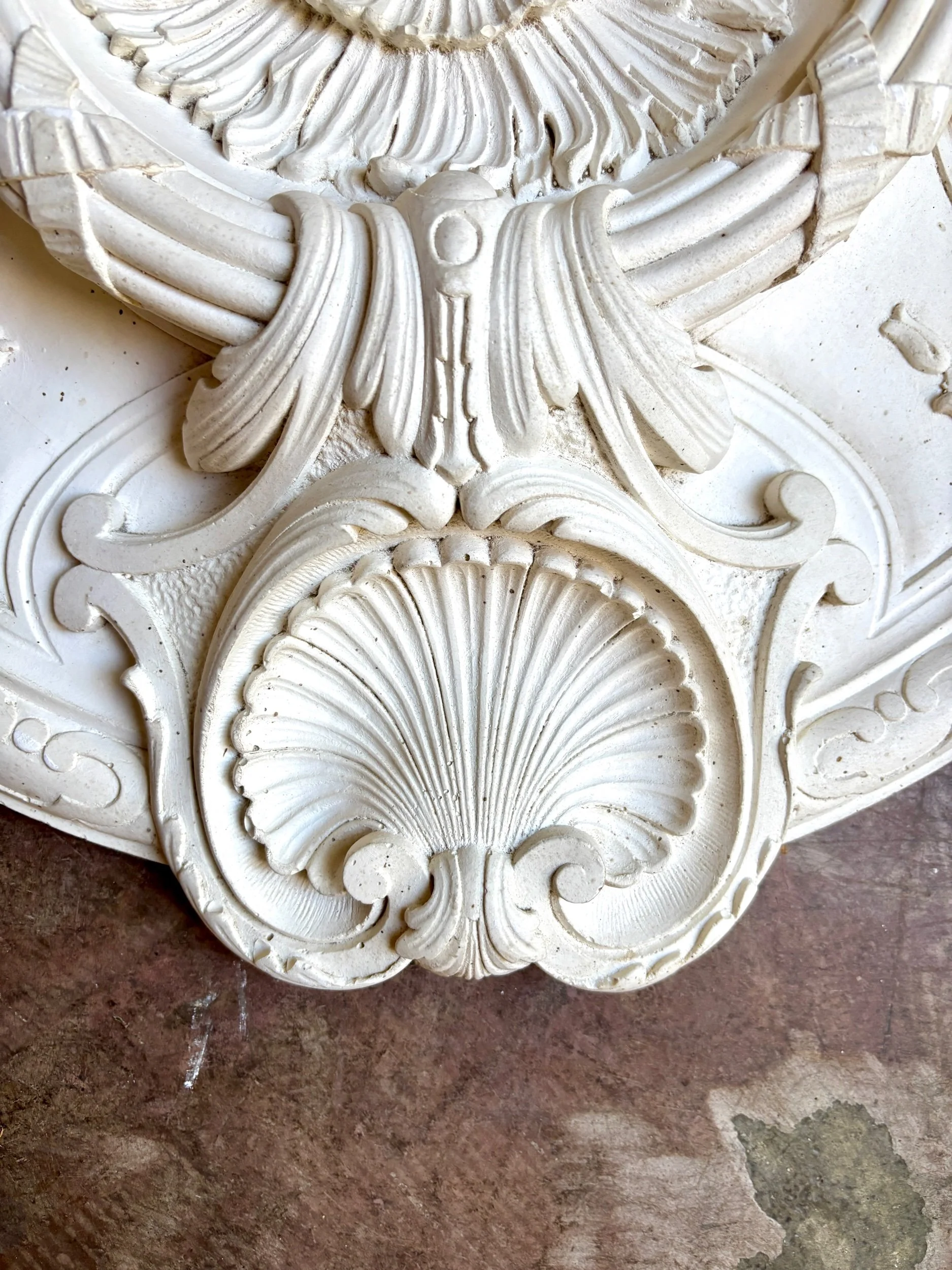 rosace-staff-blanc-3-decoration-vintage-axs-design-paris-france