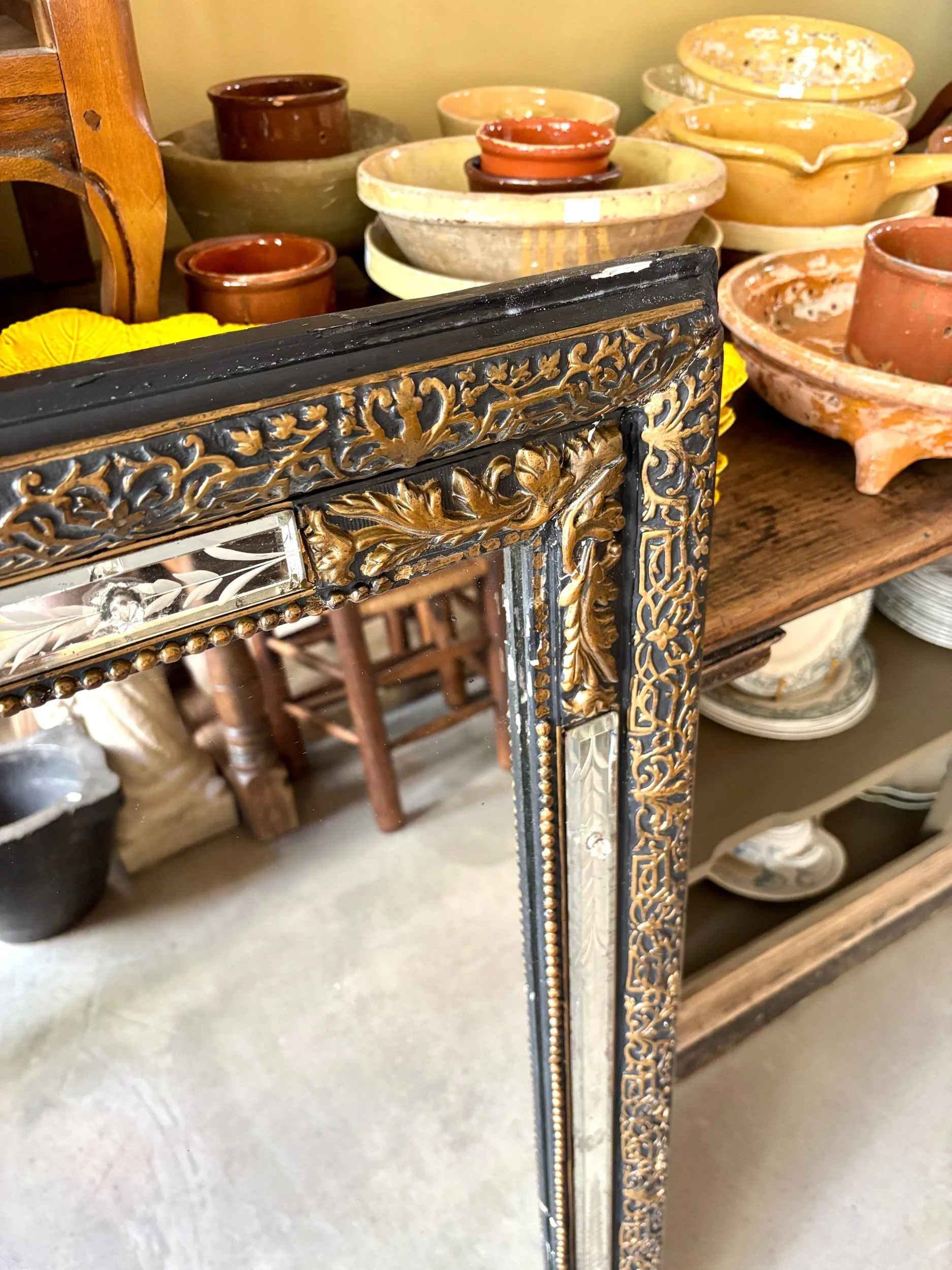 miroir-noir-dore-napoleon-iii-decoration-vintage-axs-design-paris-france