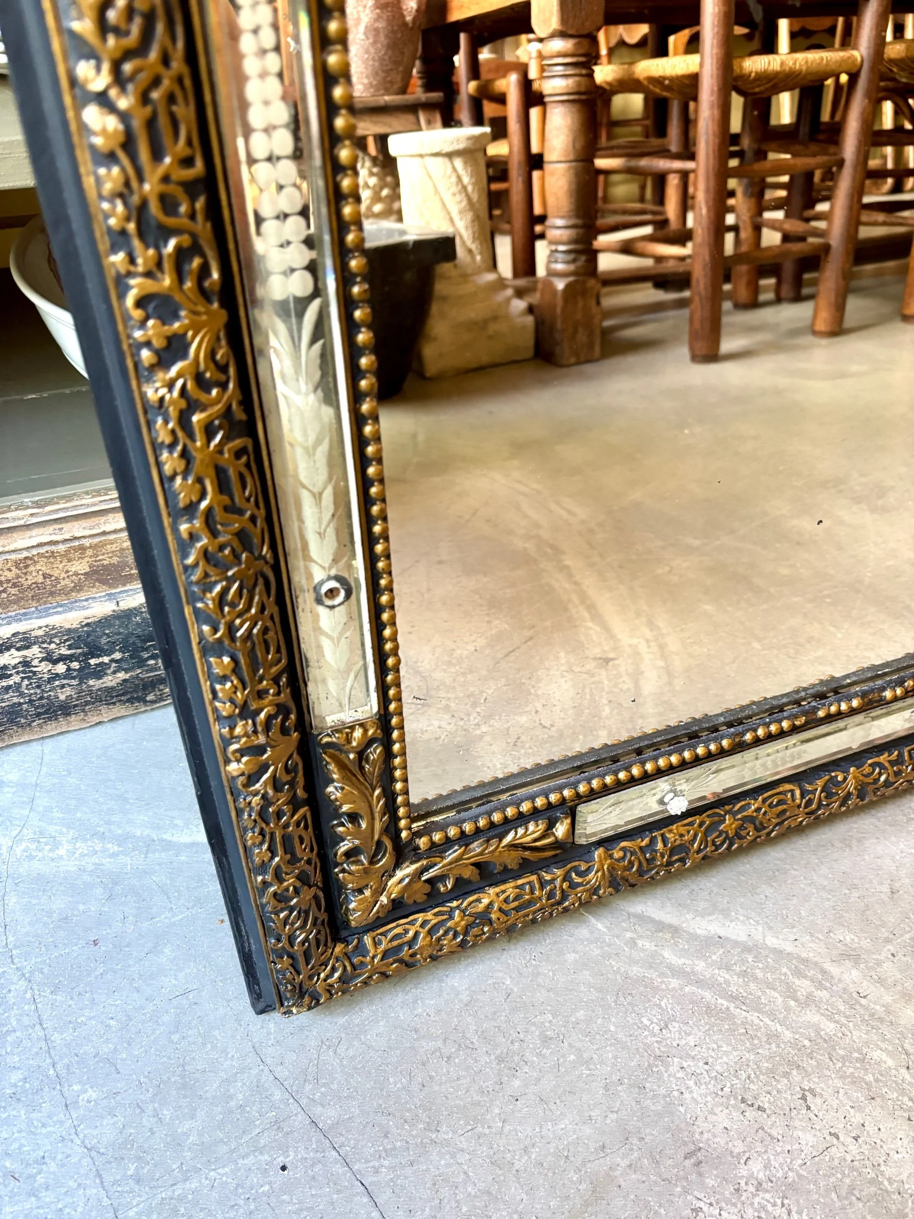 miroir-noir-dore-napoleon-iii-decoration-vintage-axs-design-paris-france
