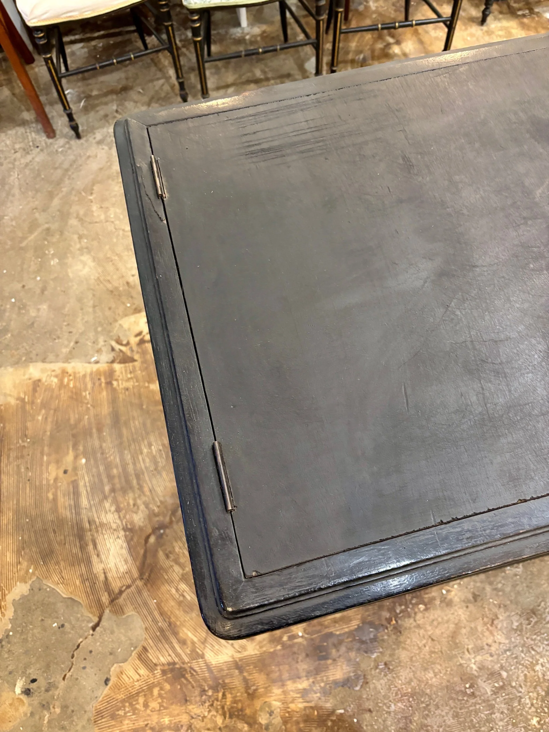 comptoir-meuble-metier-vitre-style-napoleon-iii-bois-noir-meuble-rangement-vintage-axs-design-paris-france