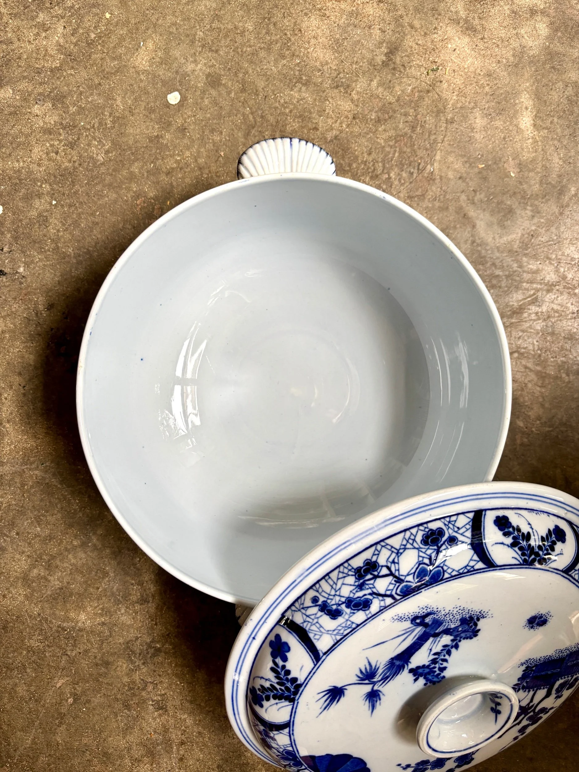 grande-soupiere-creil-montereau-japon-monet-bleu-vaisselle-vintage-axs-design-paris-france