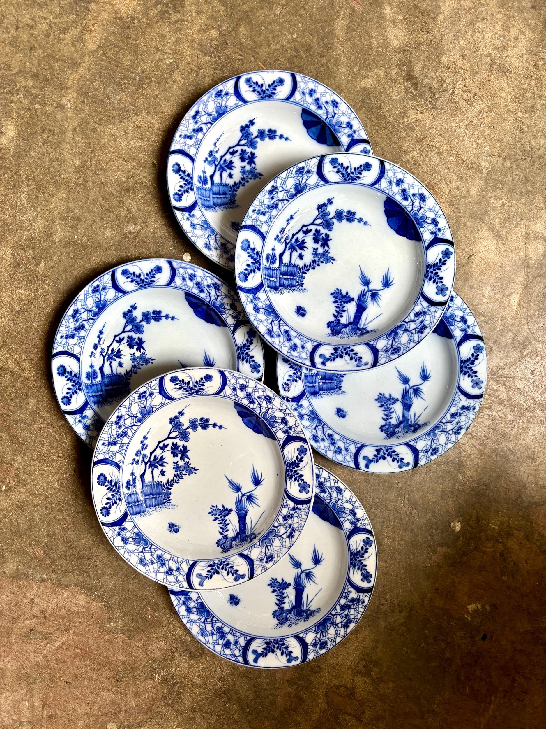 assiettes-creuses-creil-montereau-japon-monet-bleu-vaisselle-vintage-axs-design-paris-france