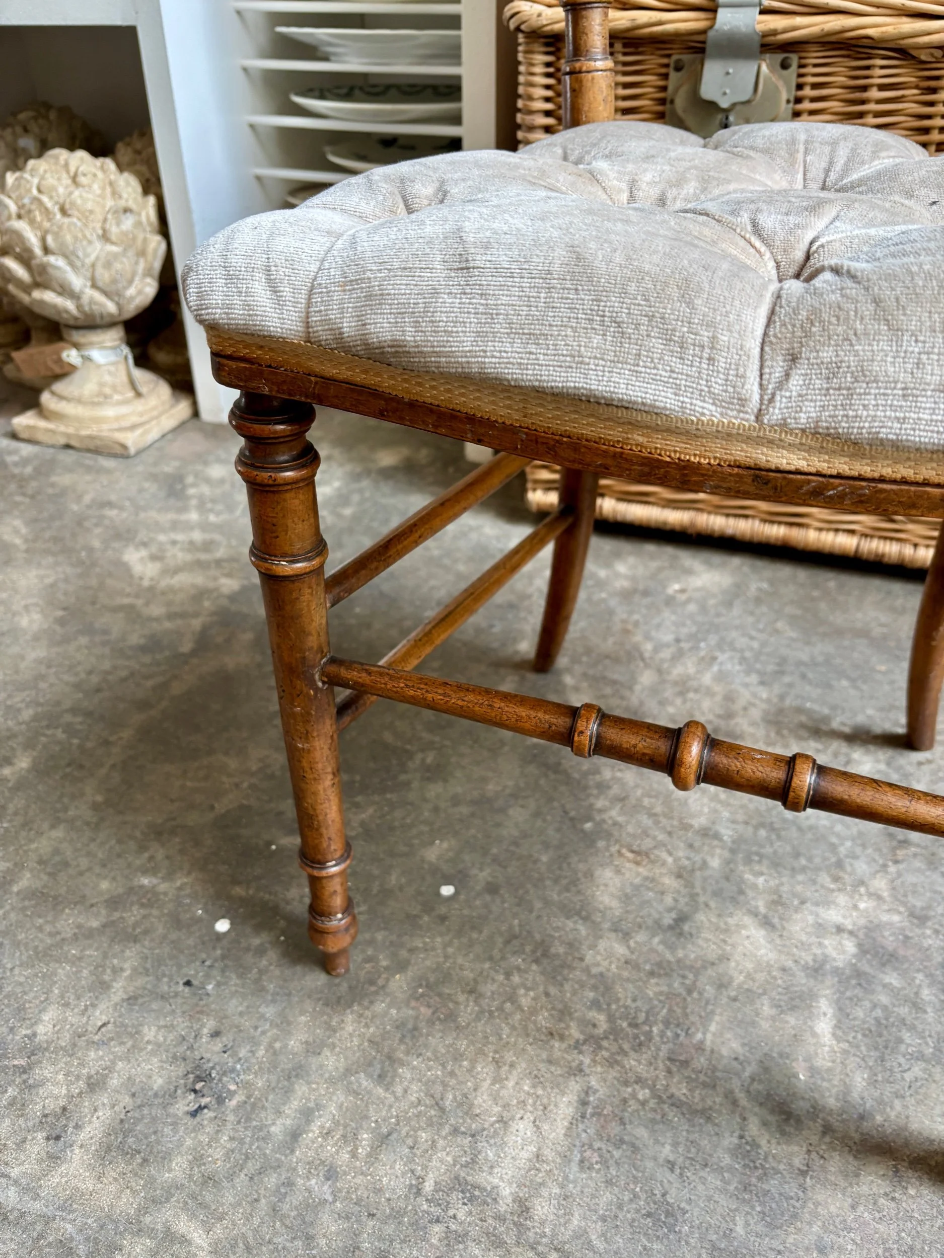 chaise-napoleon-iii-bois-fonce-coton-beige-assise-vintage-axs-design-paris-france
