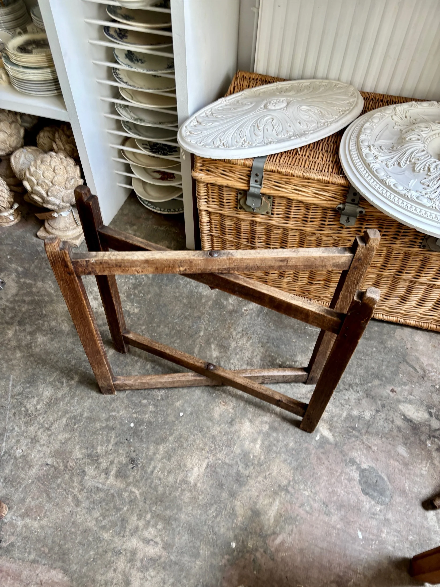 table-appoint-rond-bois-mobilier-vintage-axs-design-paris-france