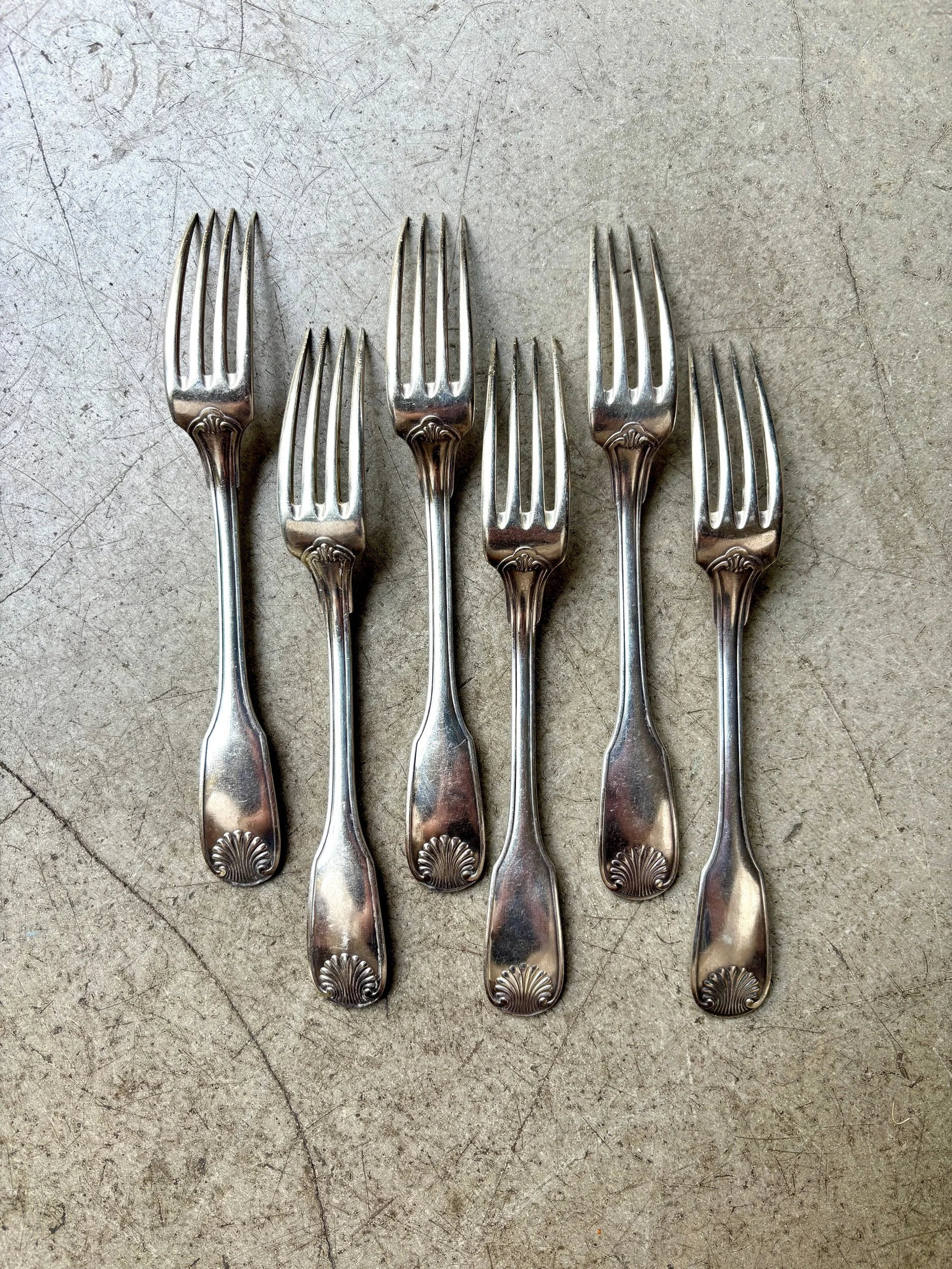 fourchettes-christofle-coquille-metal-argent-couvert-vintage-axs-design-paris-france