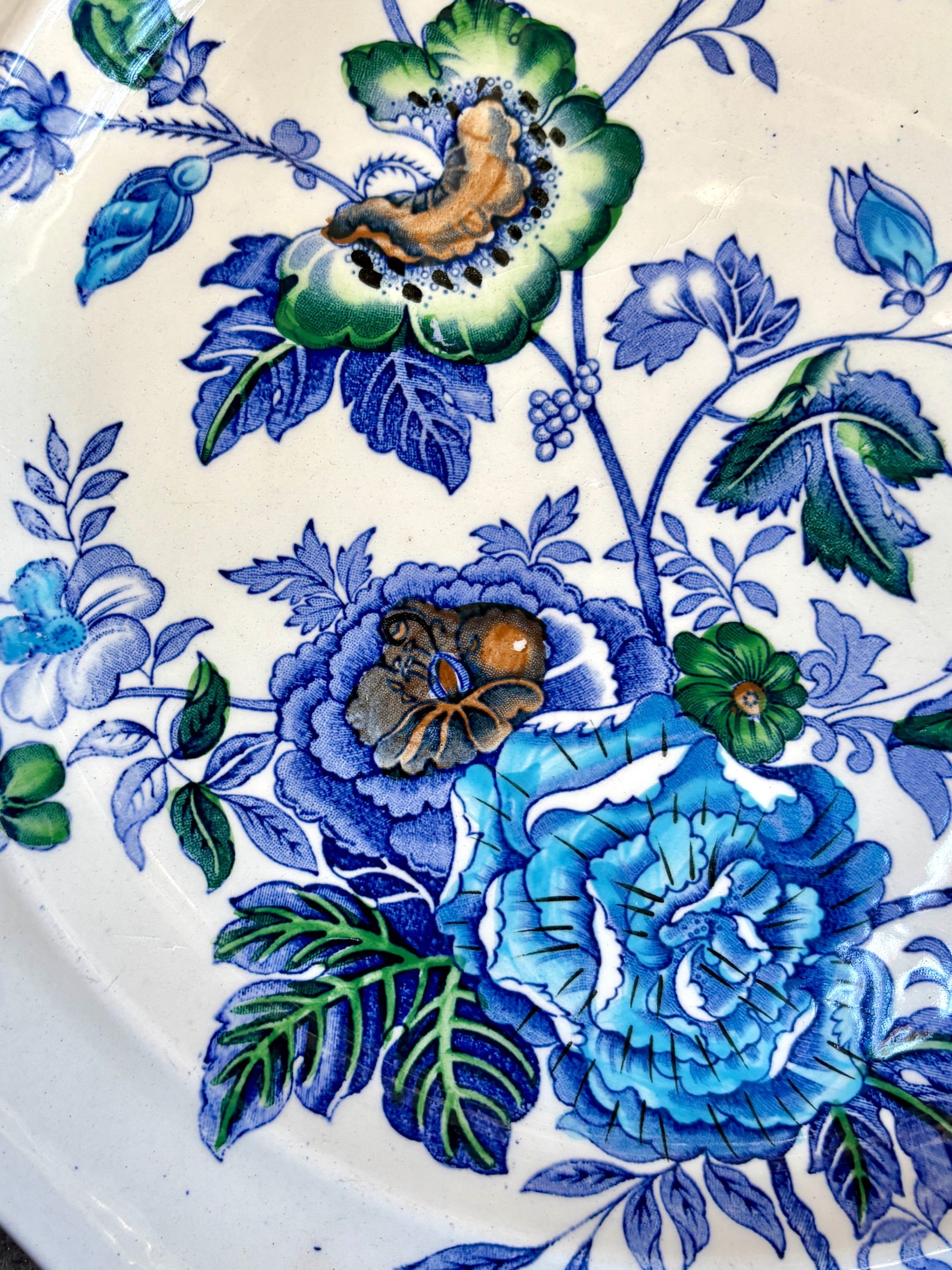 plat-rond-masons-belvedere-terre-fer-vaisselle-vintage-axs-design-paris-france