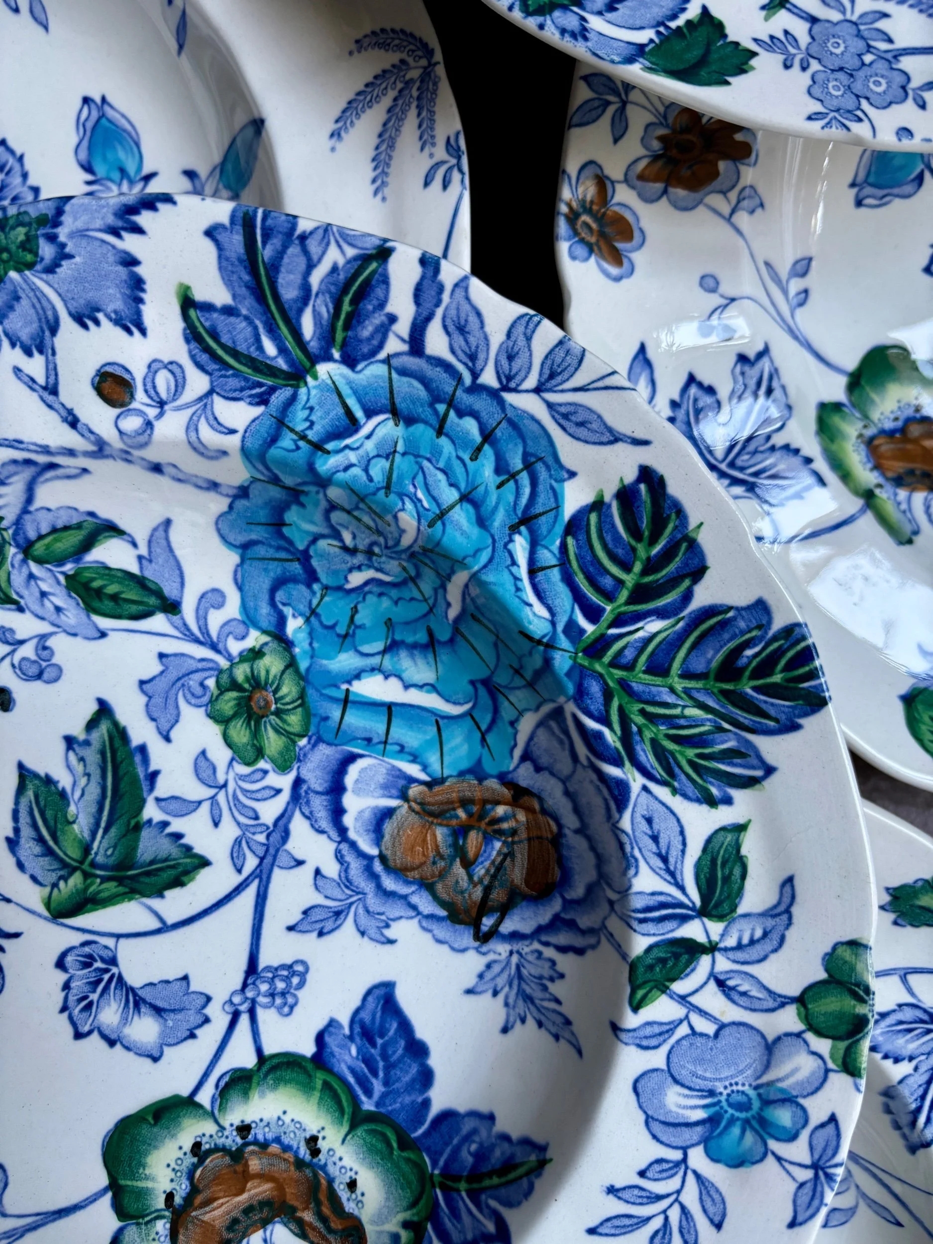 assiettes-creuses-masons-belvedere-terre-fer-vaisselle-vintage-axs-design-paris-france