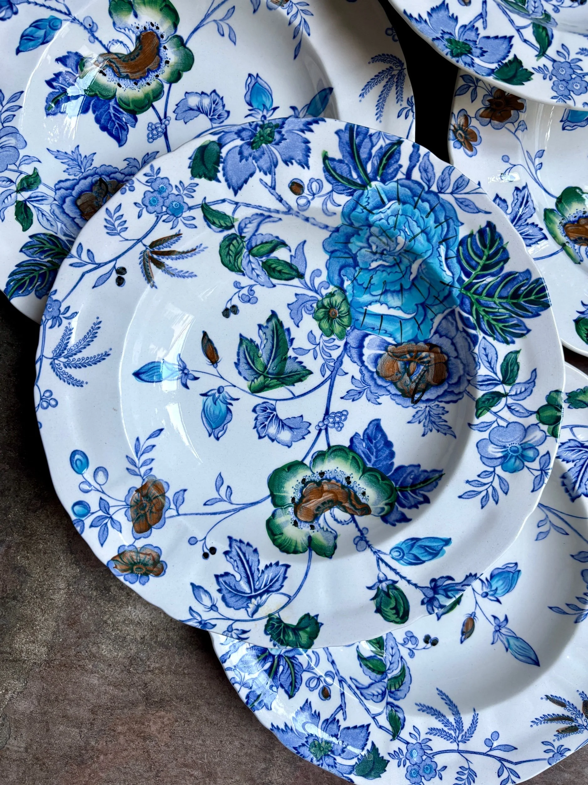 assiettes-creuses-masons-belvedere-terre-fer-vaisselle-vintage-axs-design-paris-france