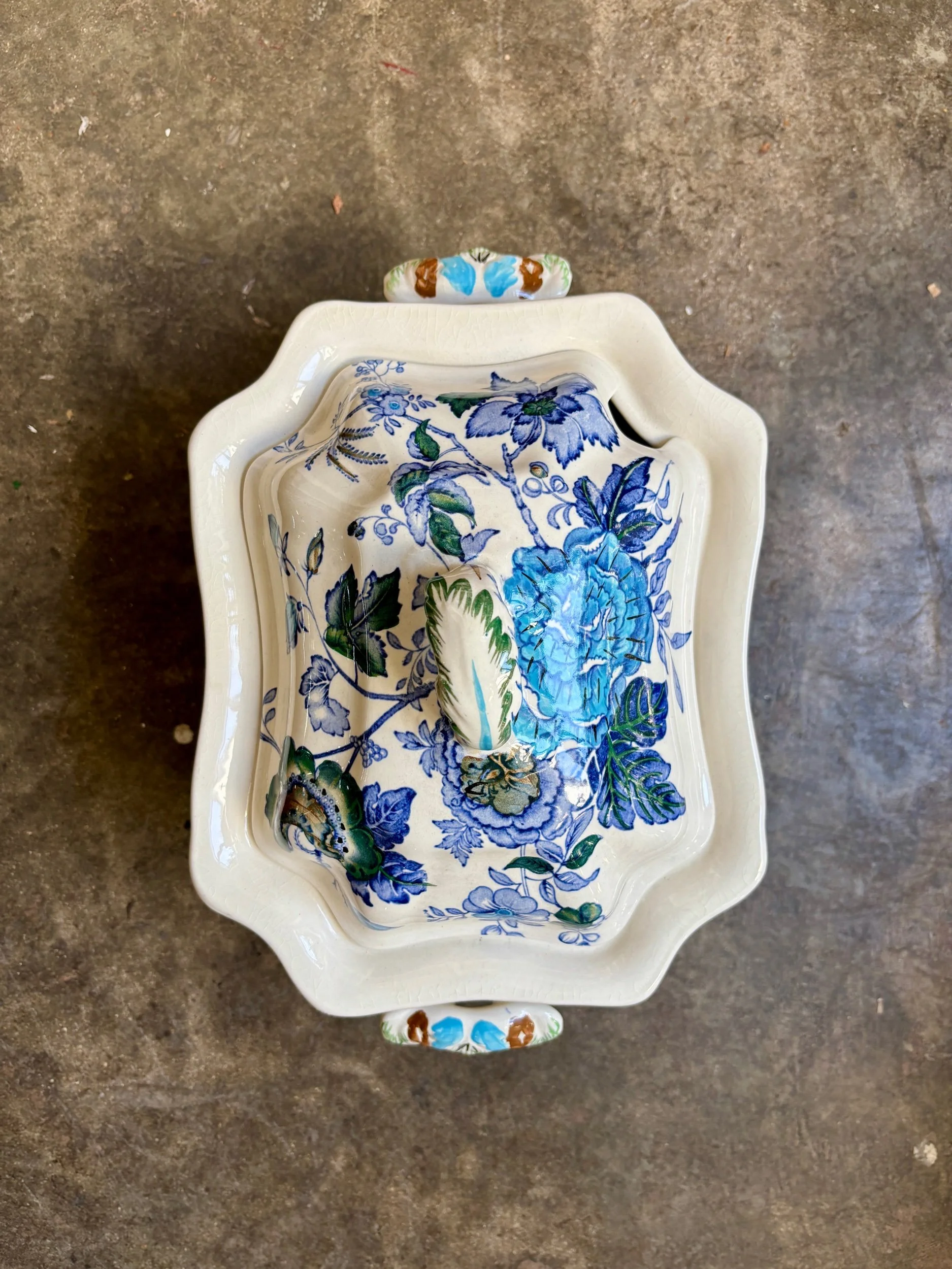 soupiere-masons-belvedere-terre-fer-vaisselle-vintage-axs-design-paris-france