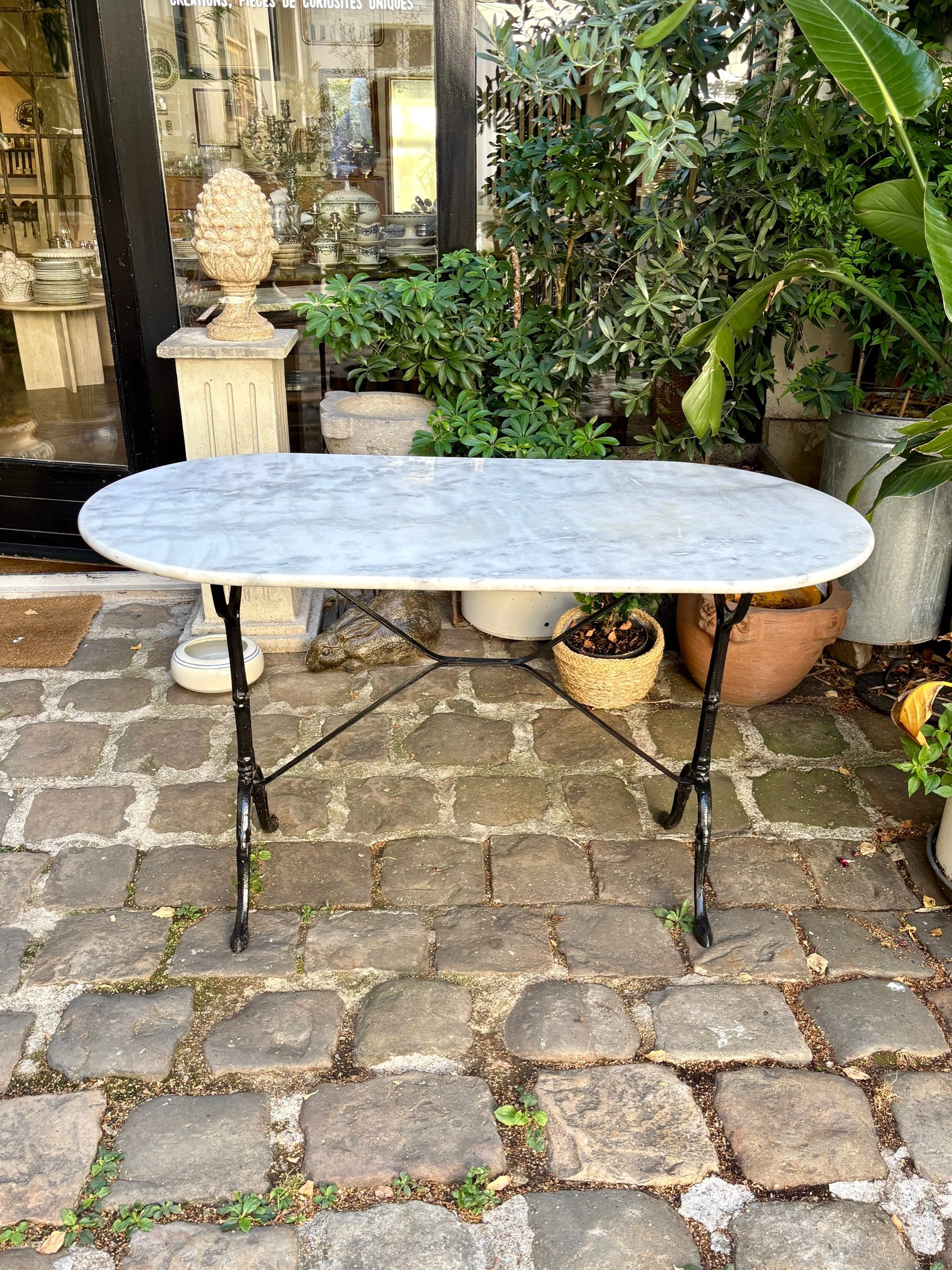 table-bistrot-oblong-marbre-gris-fonte-fer-noir-mobilier-vintage-axs-design-paris-france
