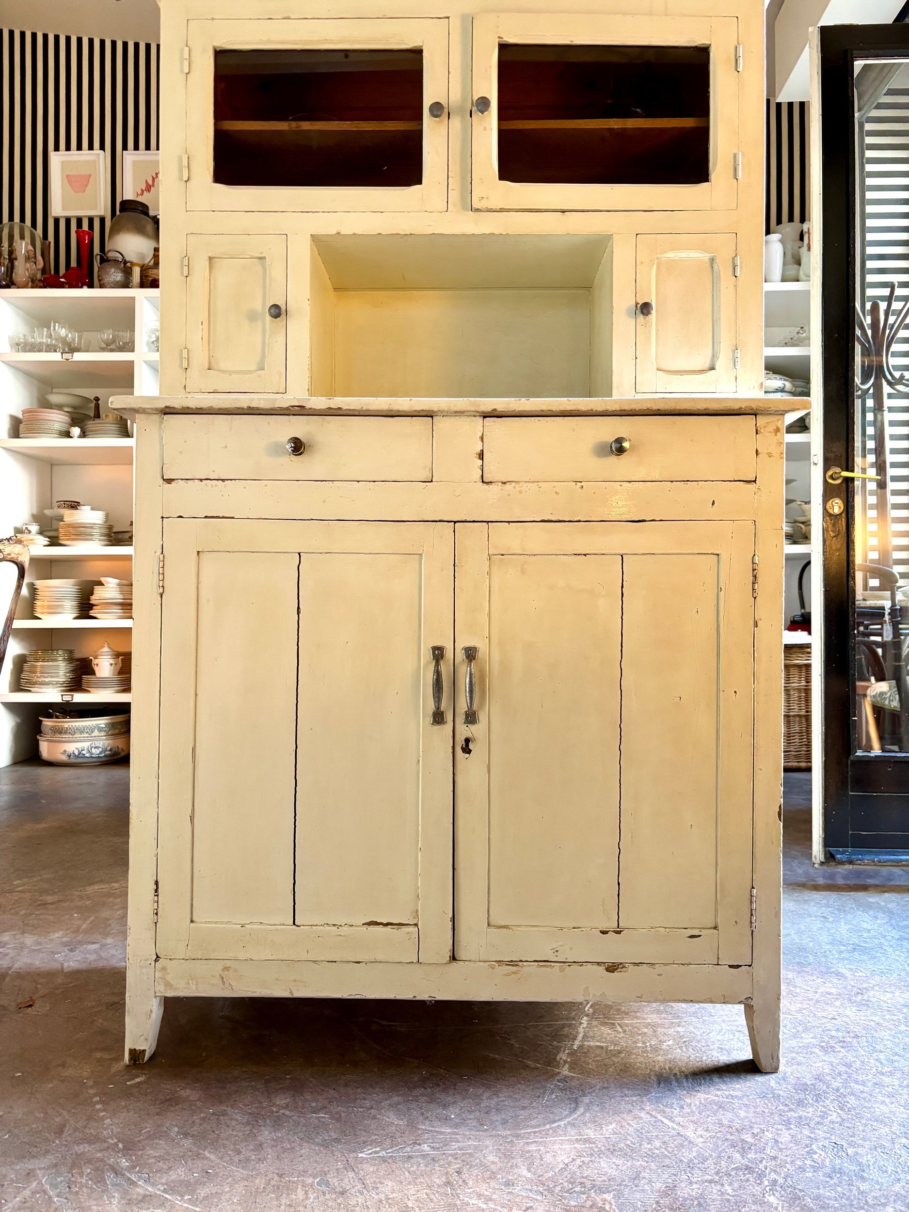 buffet-parisien-2-corps-bois-ecru-meuble-rangement-vintage-axs-design-paris-france