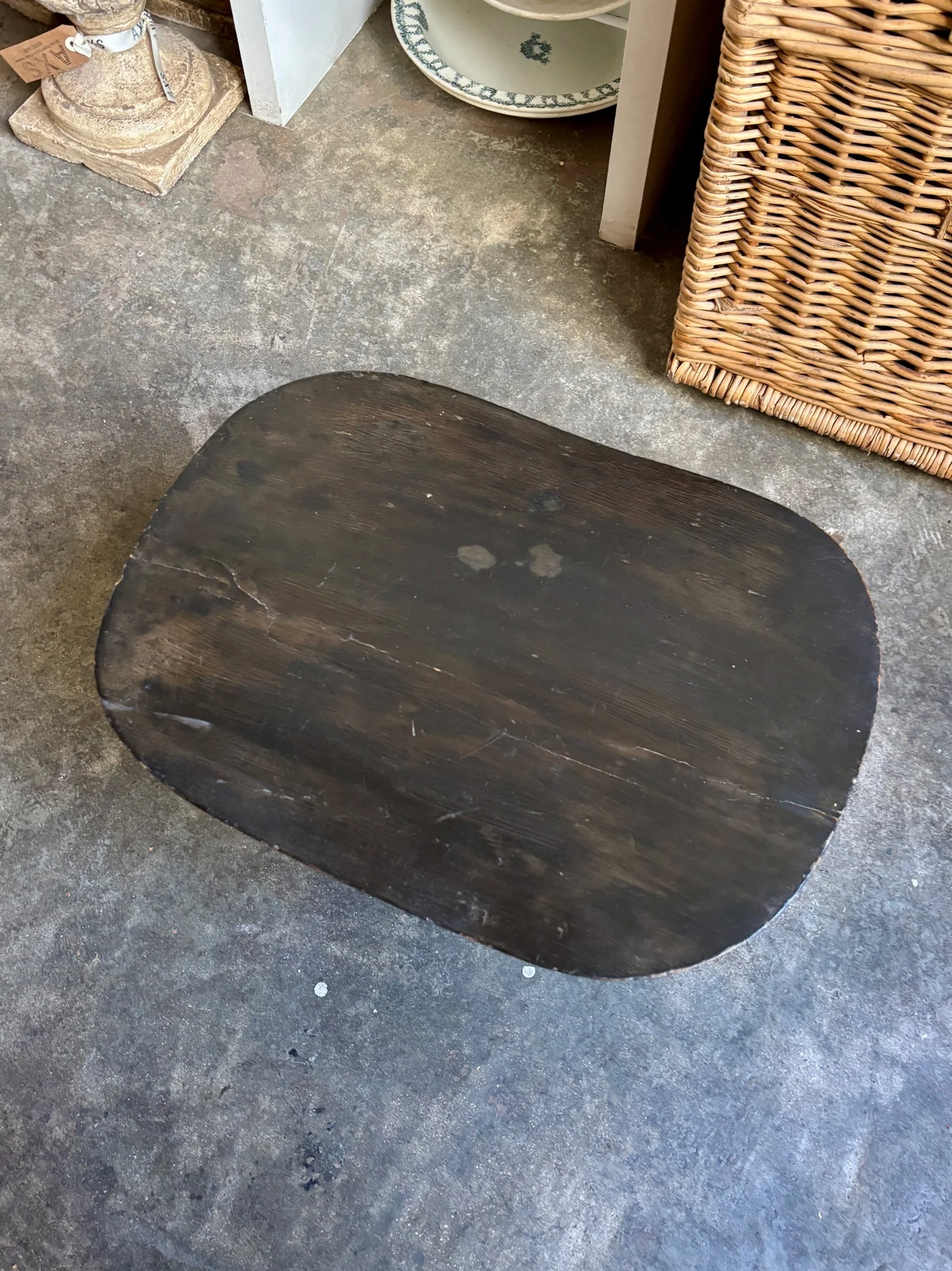 tabouret-senoufo-bois-noir-assise-vintage-artisanale-axs-design-paris-france