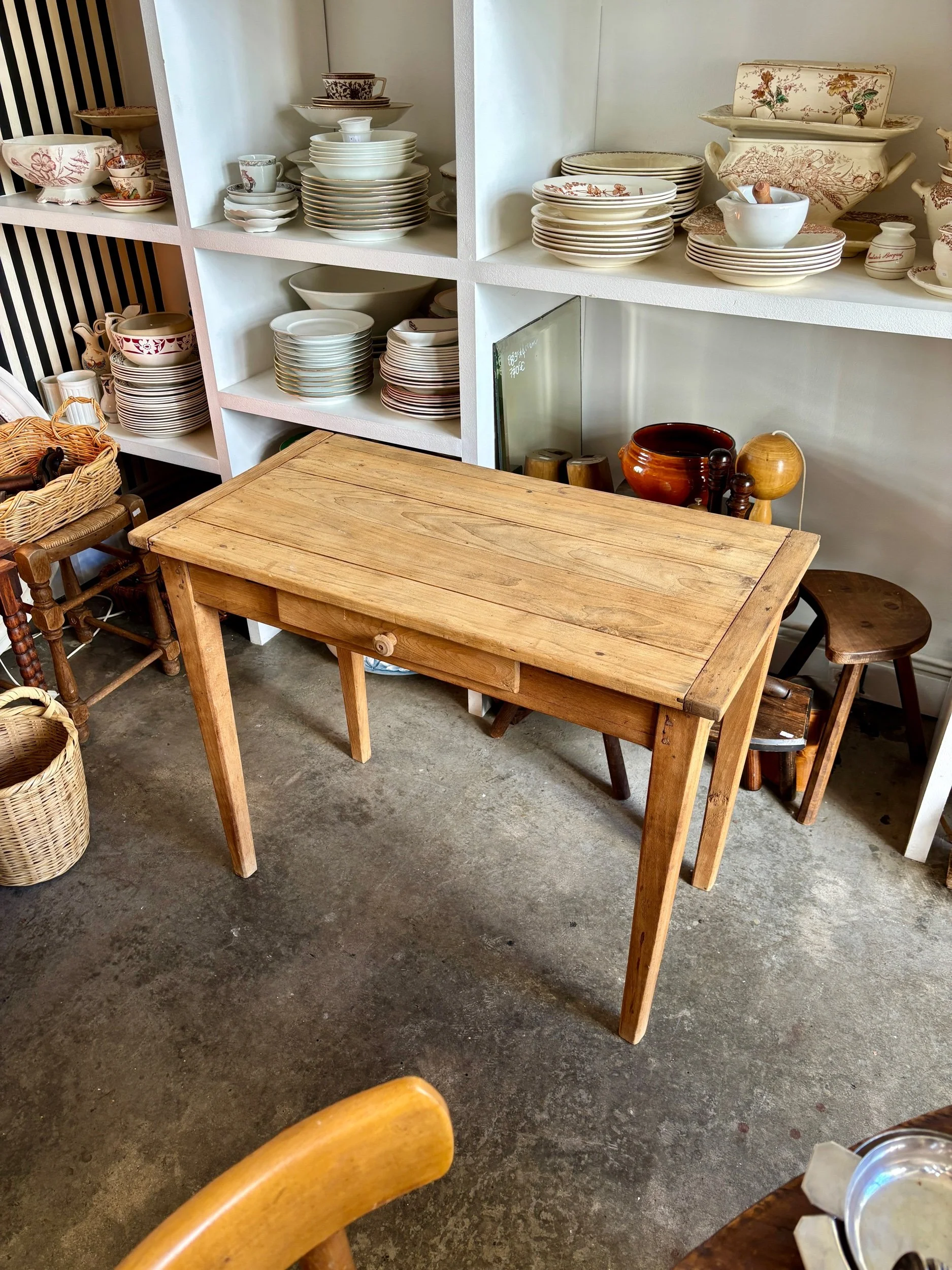 Table d'appoint, bureau 1 tiroir en bois clair, ☐ 88,5 x 48 cm