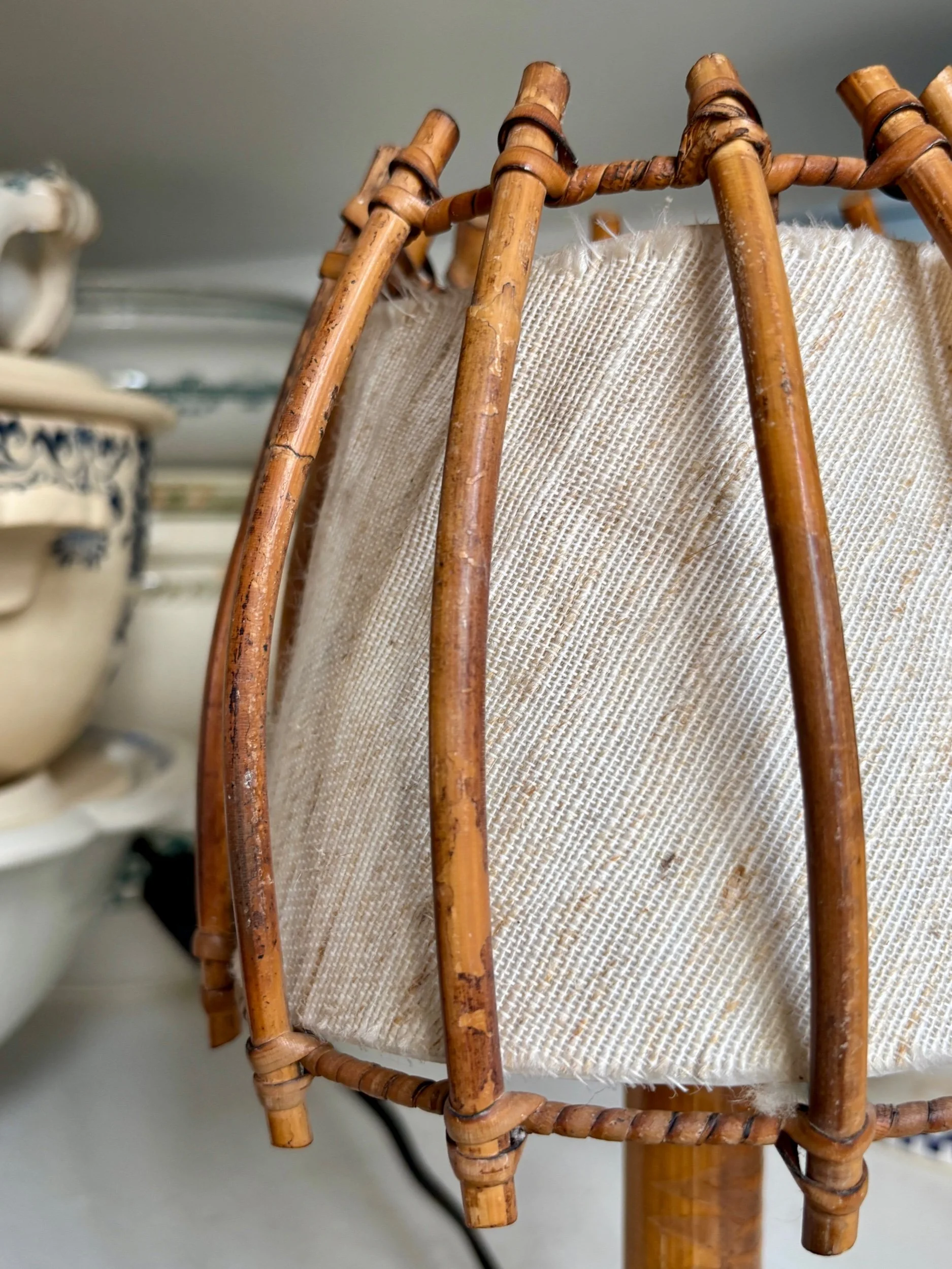 lampe-rotin-bois-coton-beige-luminaire-vintage-axs-design-paris-france