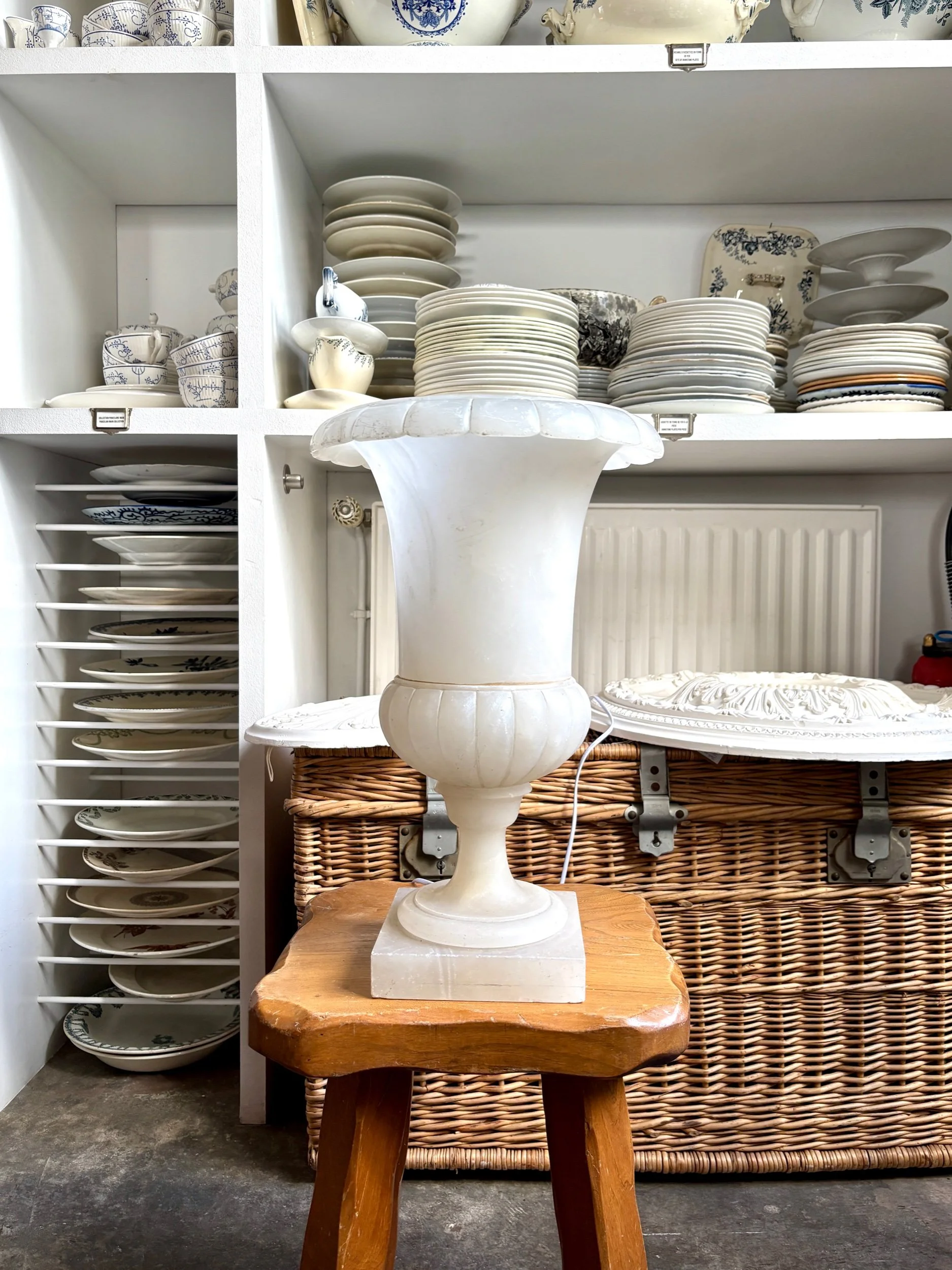 Lampe de table Médicis en albâtre