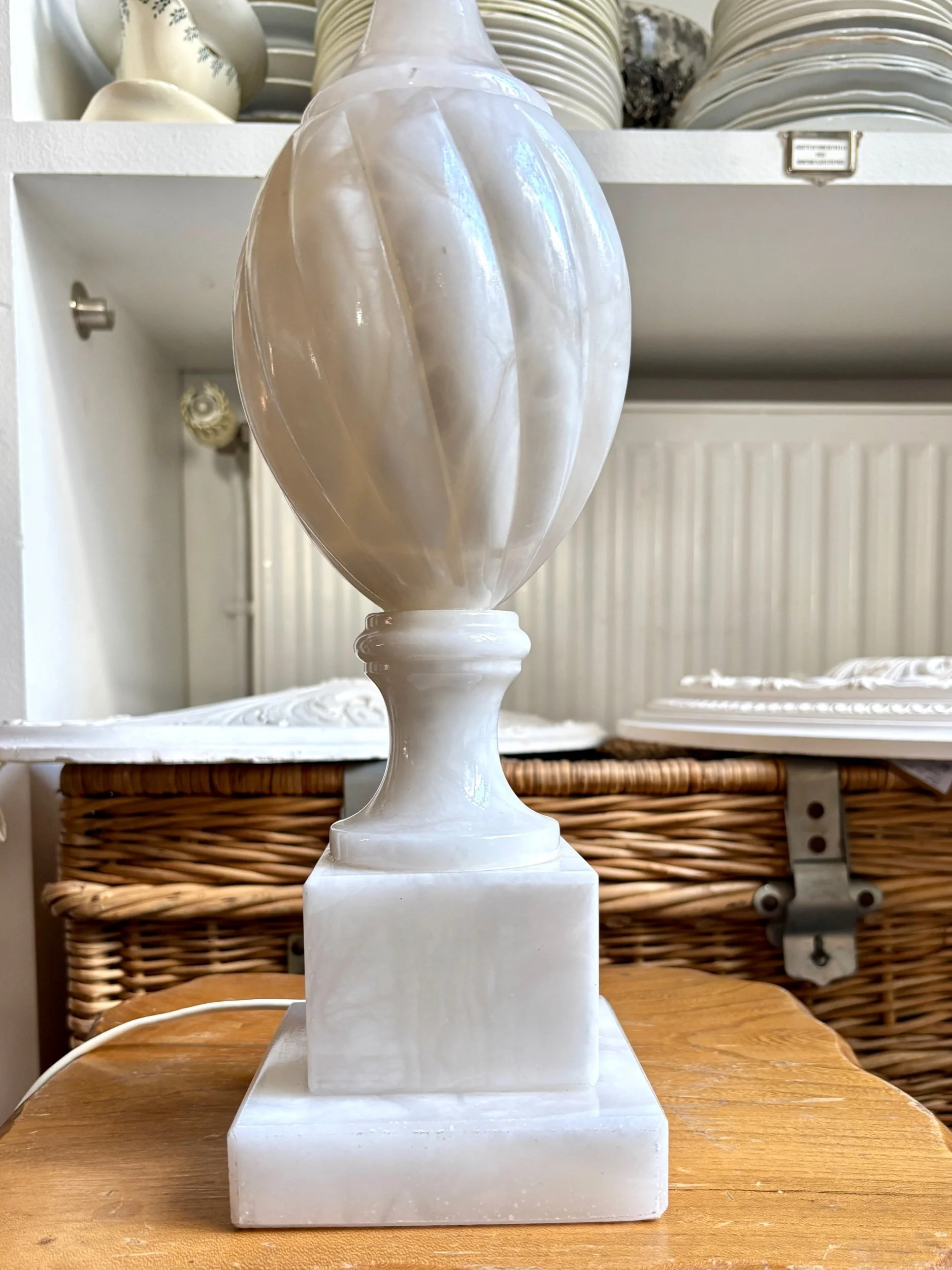 lampe-table-albatre-luminaire-vintage-axs-design-paris-france