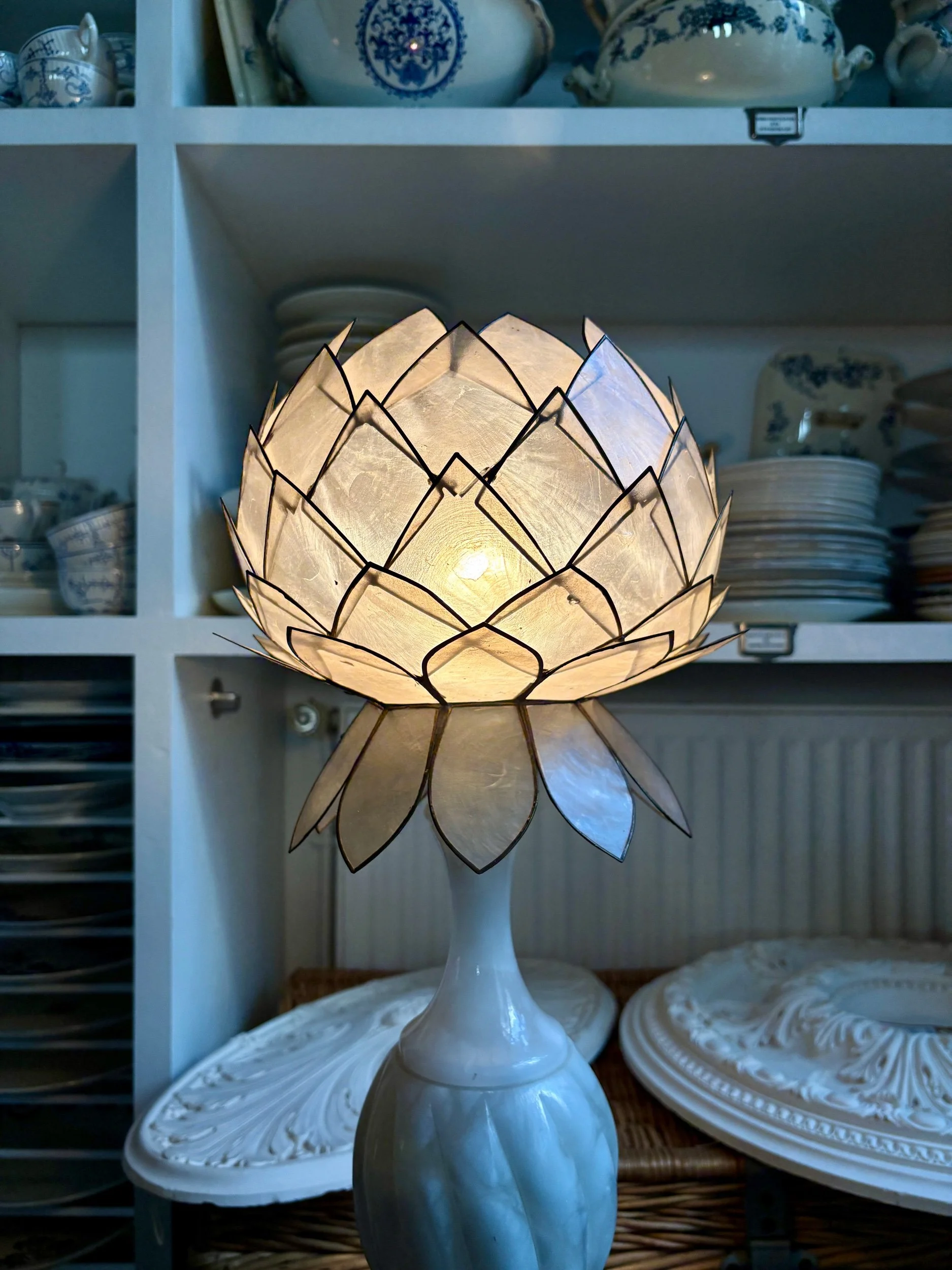 lampe-table-albatre-luminaire-vintage-axs-design-paris-france