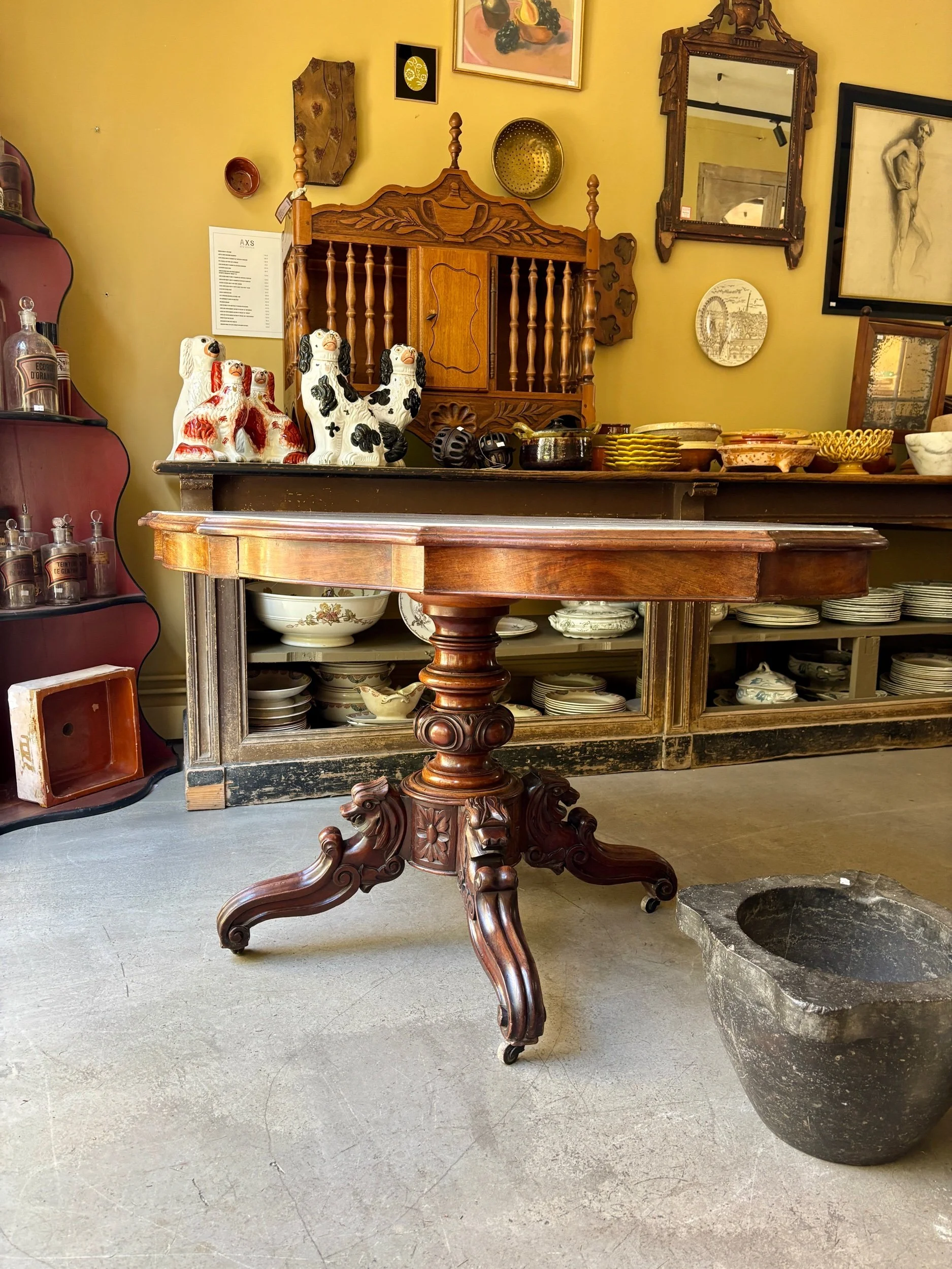 table-violon-bois-sculpte-marbre-meuble-vintage-axs-design-paris-france