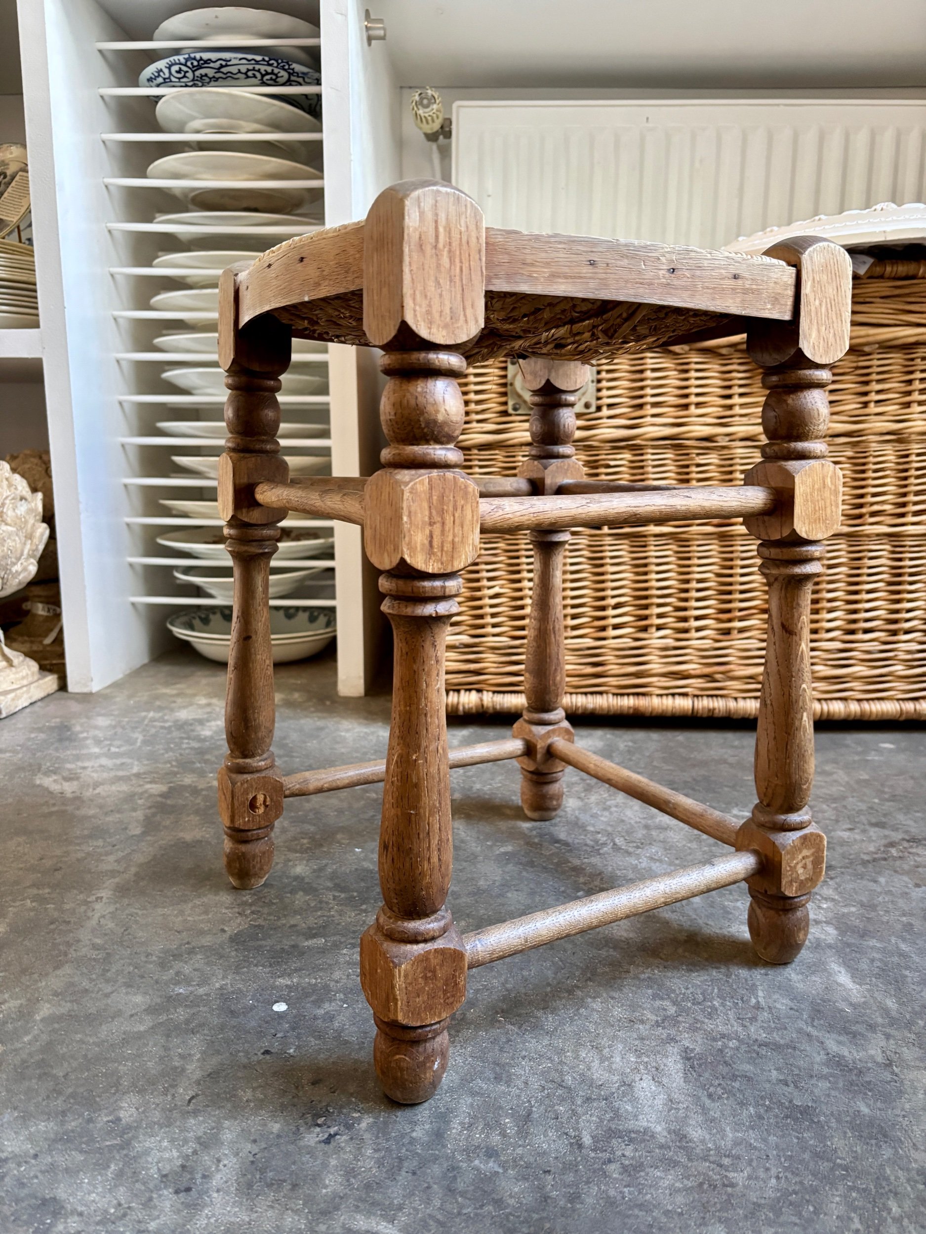 tabouret-bois-paille-assise-vintage-axs-design-paris-france