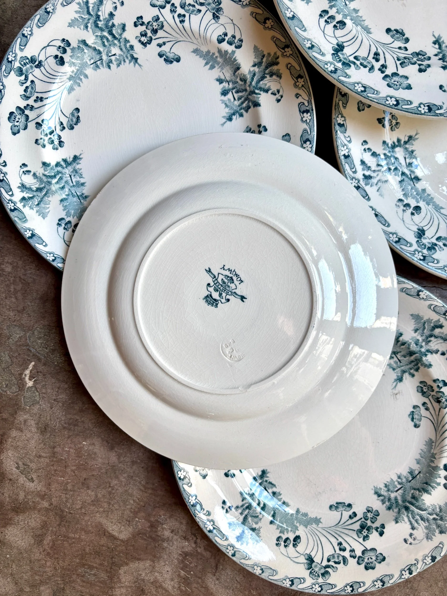 assiettes-plates-longwy-chartres-terre-fer-bleu-vaisselle-vintage-axs-design-paris-france