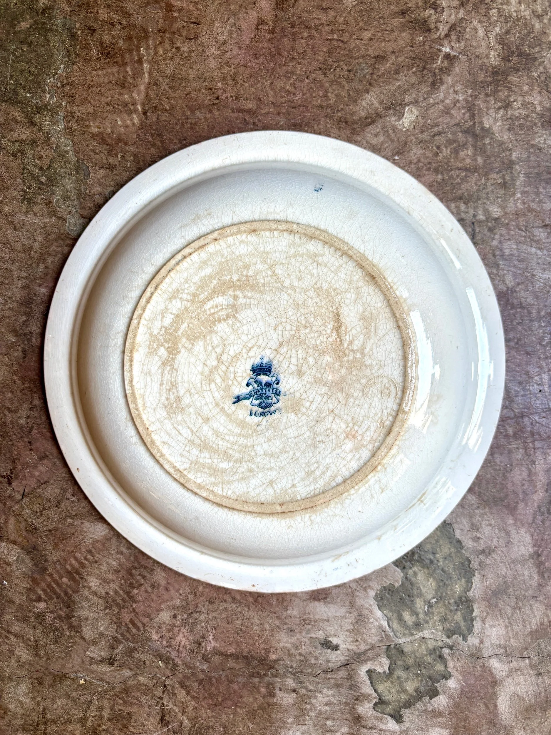 plat-rond-creux-longwy-chartres-terre-fer-bleu-vaisselle-vintage-axs-design-paris-france