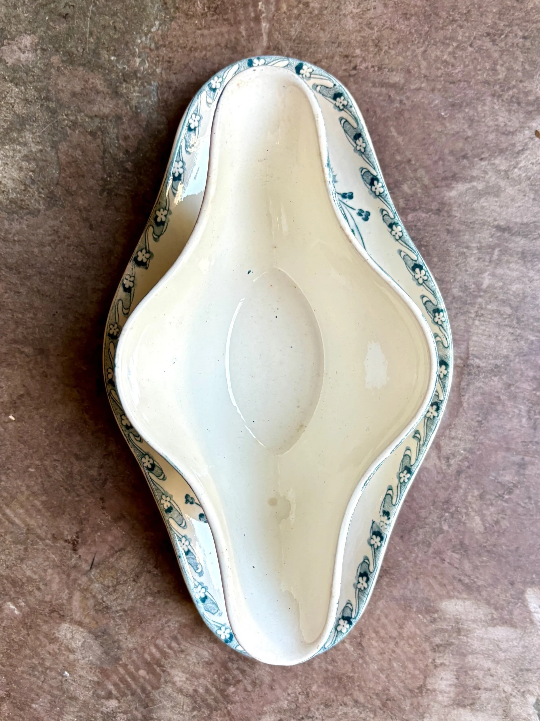sauciere-longwy-chartres-terre-fer-bleu-vaisselle-vintage-axs-design-paris-france