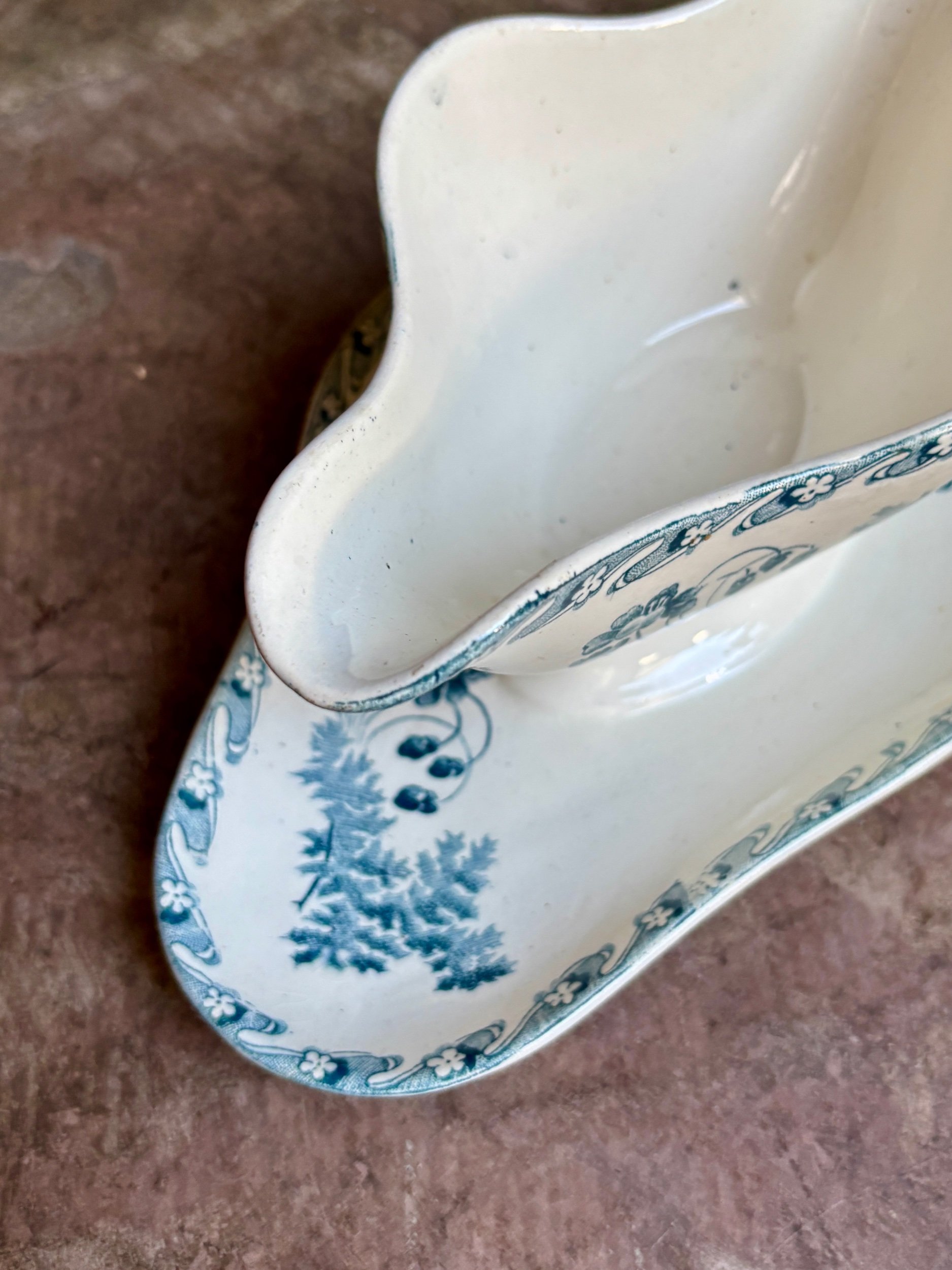 sauciere-longwy-chartres-terre-fer-bleu-vaisselle-vintage-axs-design-paris-france