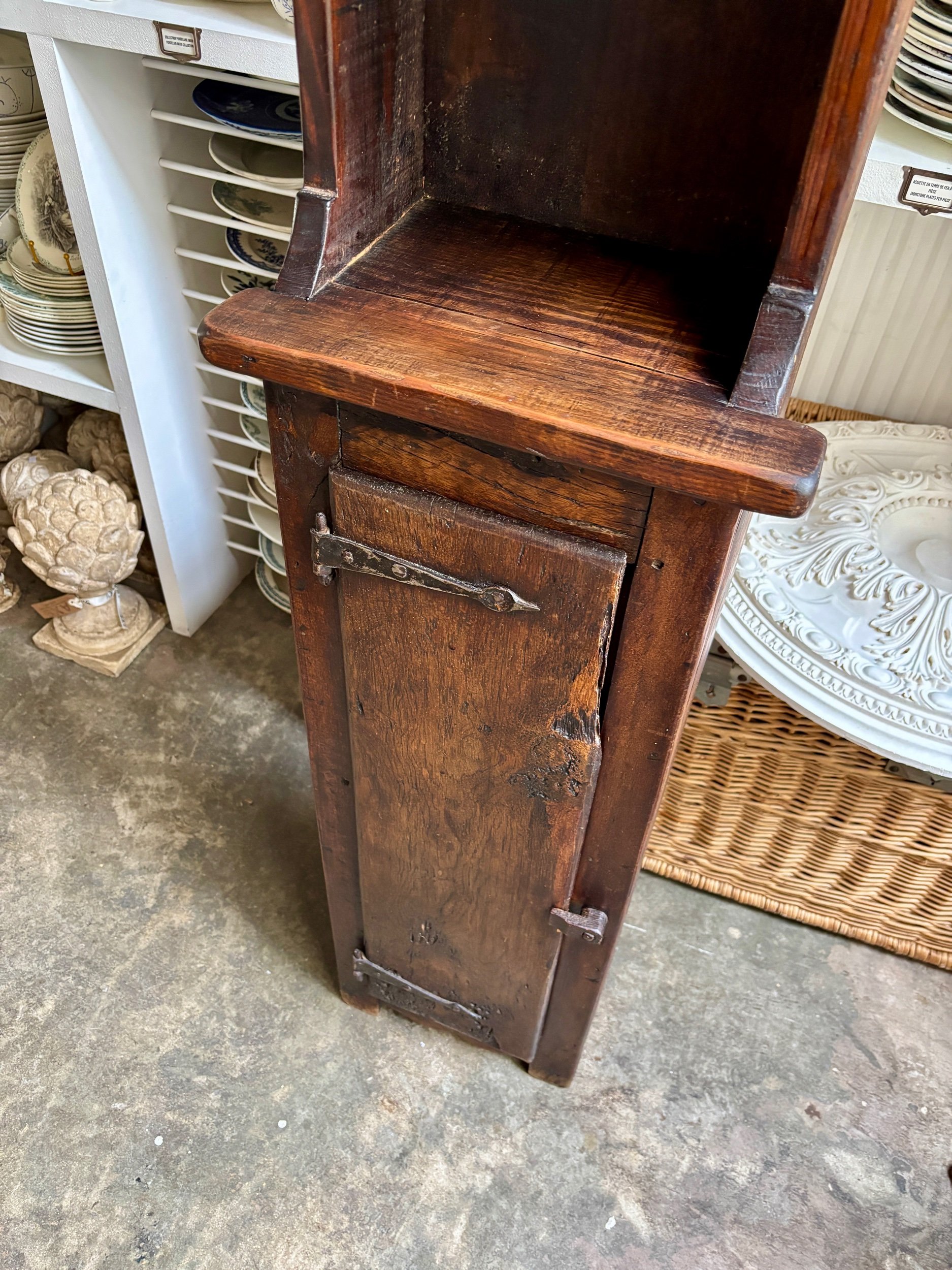 meuble-rangement-bois-fonce-antiquite-vintage-axs-design-paris-france